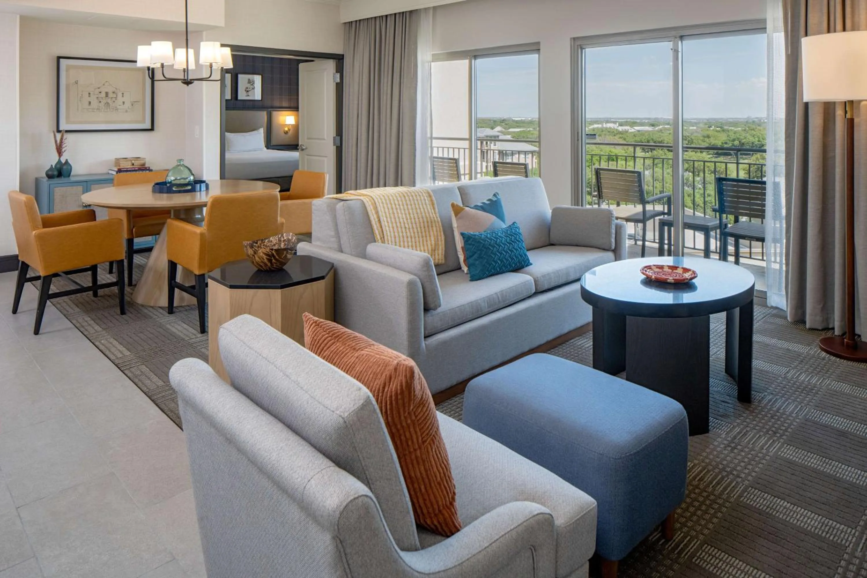 Living room in Hilton San Antonio Hill Country
