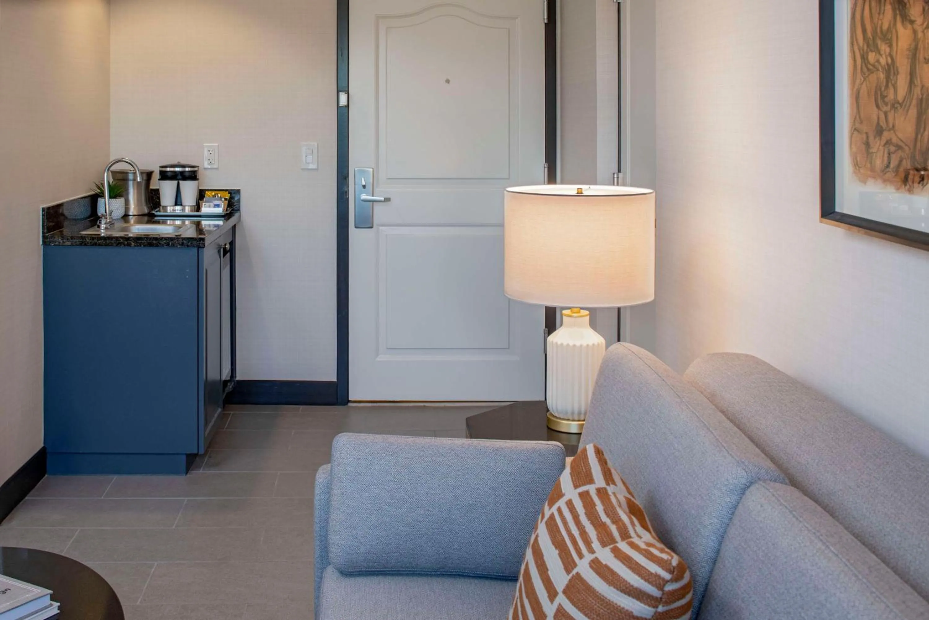 Photo of the whole room in Hilton San Antonio Hill Country