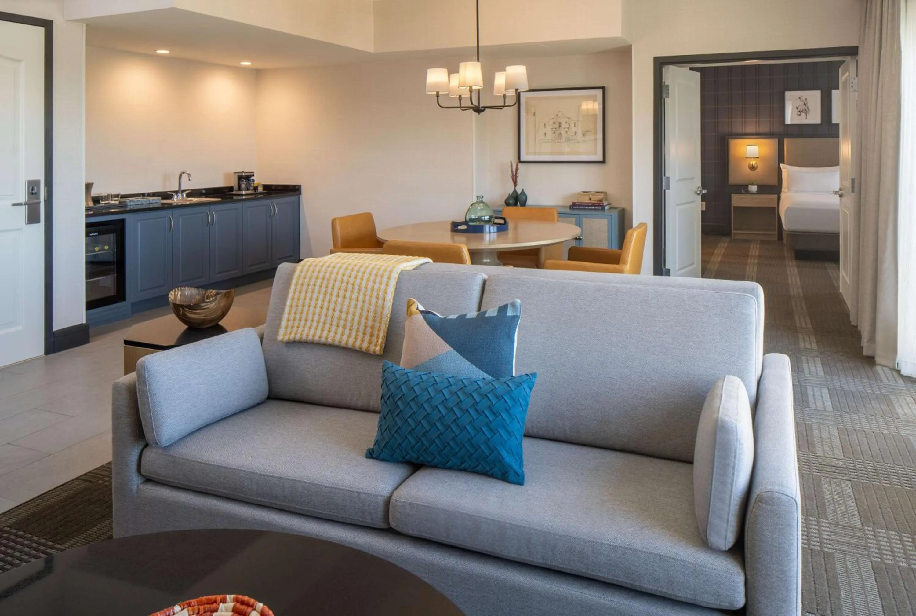 Living room in Hilton San Antonio Hill Country