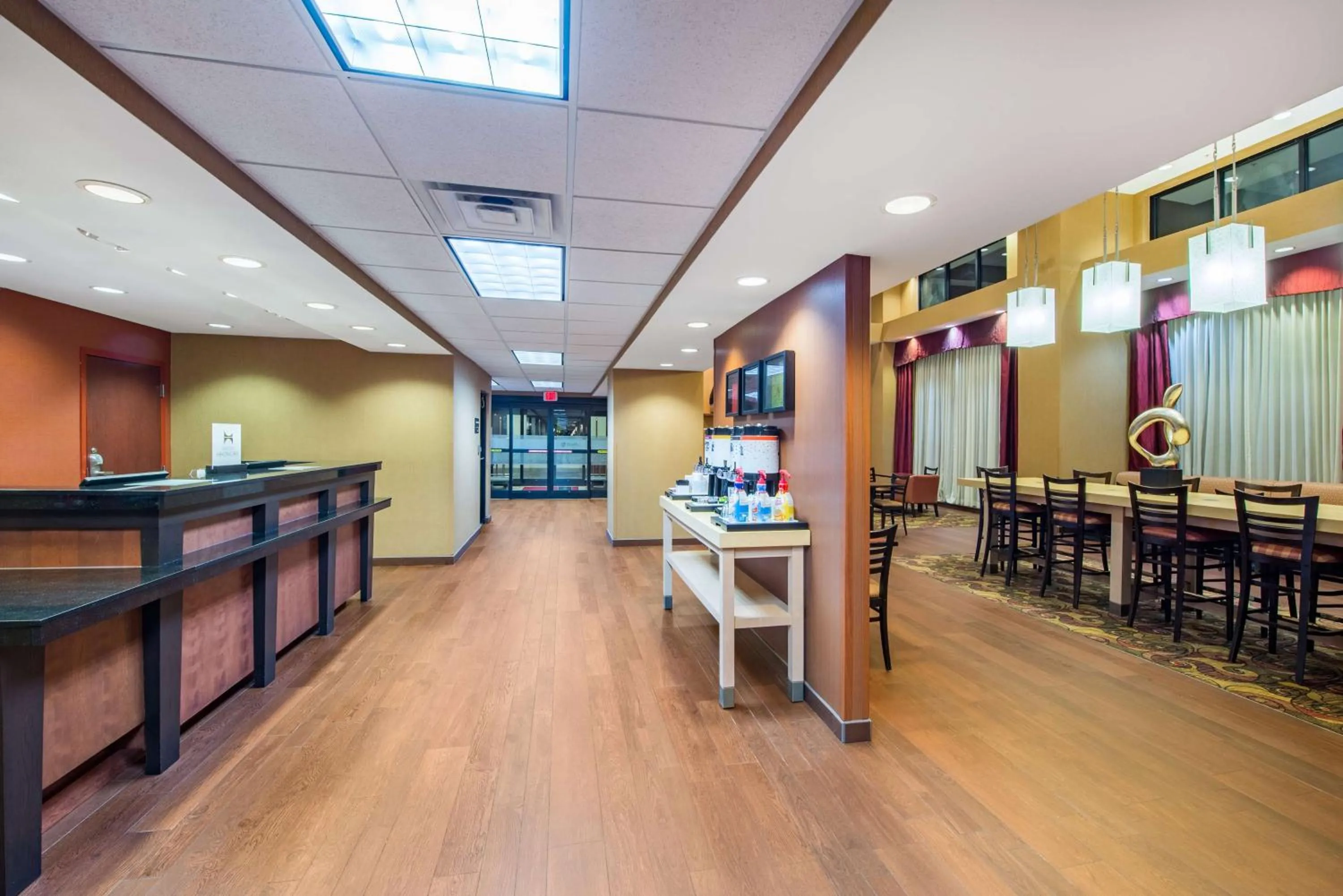 Lobby or reception in Hampton Inn & Suites Oklahoma City - South