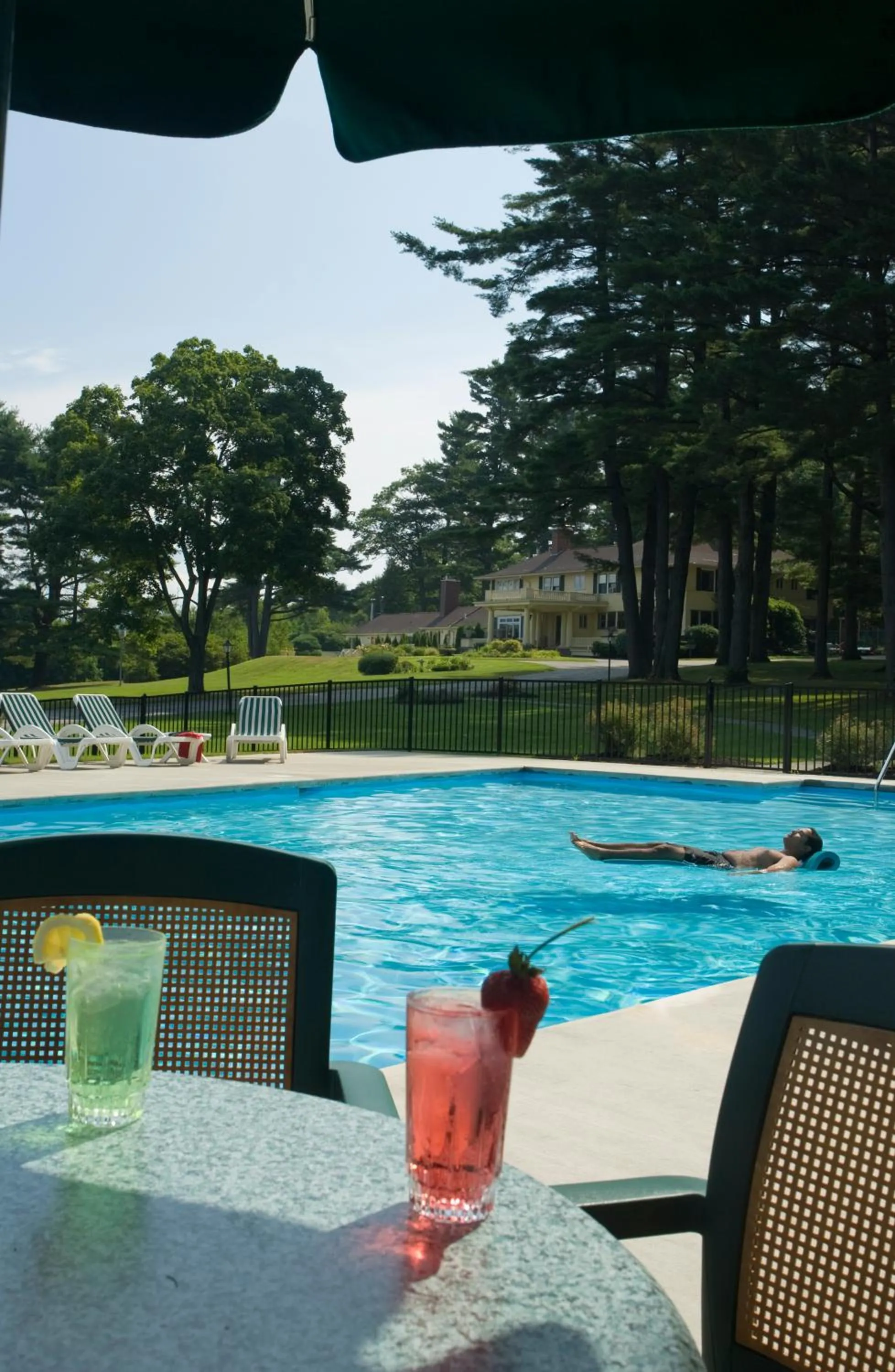 Swimming pool in The Manor on Golden Pond