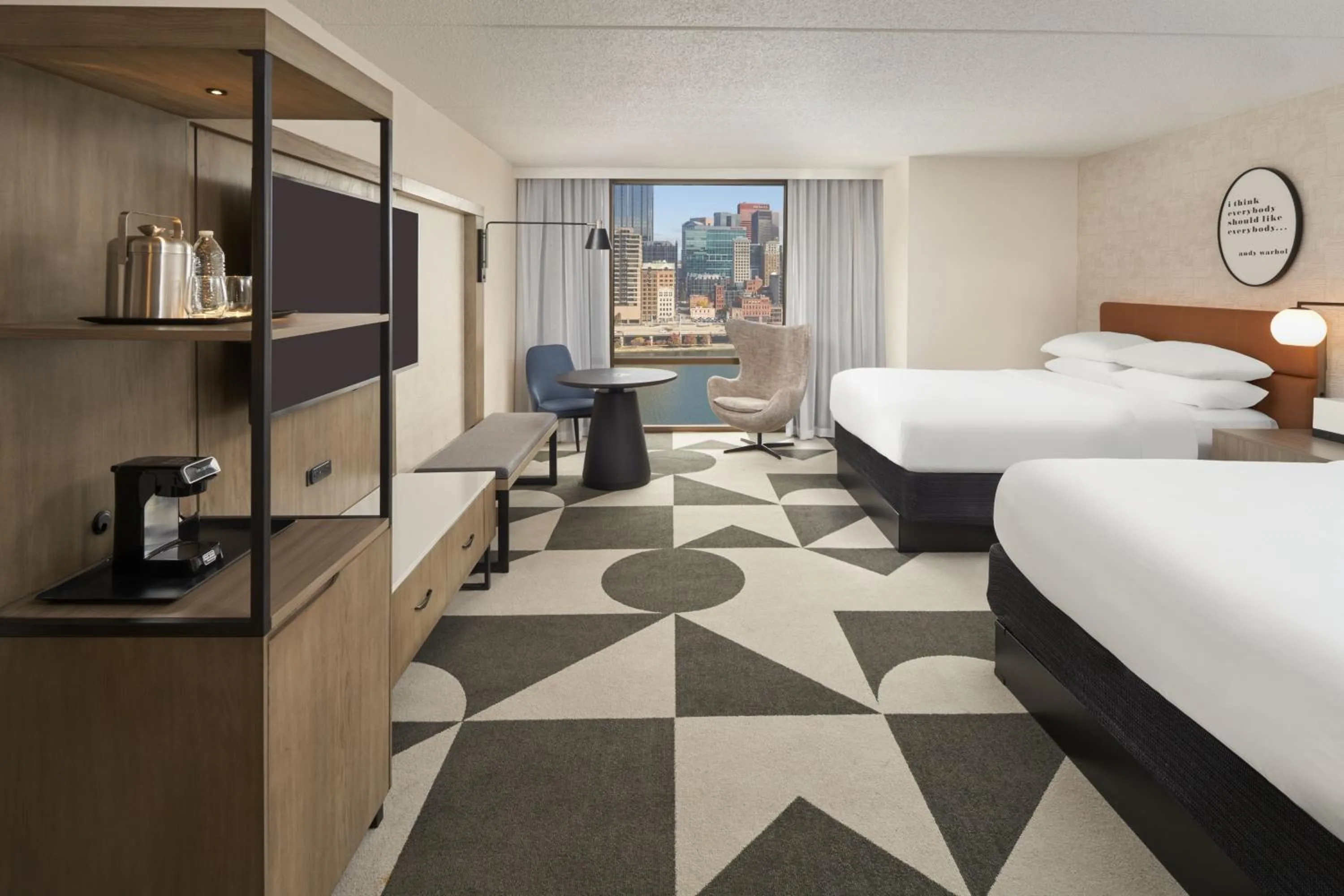 Photo of the whole room, Bed in Sheraton Pittsburgh Hotel at Station Square