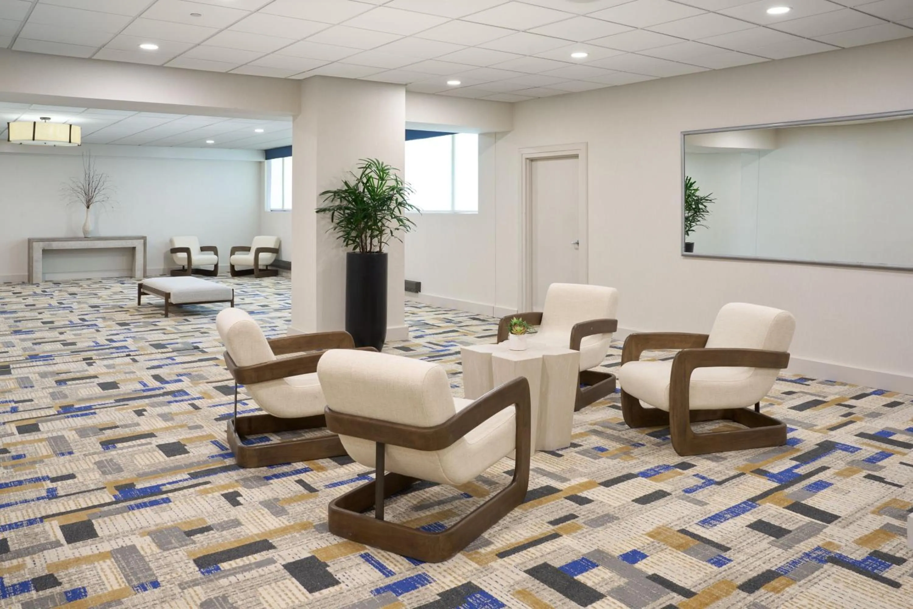 Meeting/conference room in Sheraton Pittsburgh Hotel at Station Square