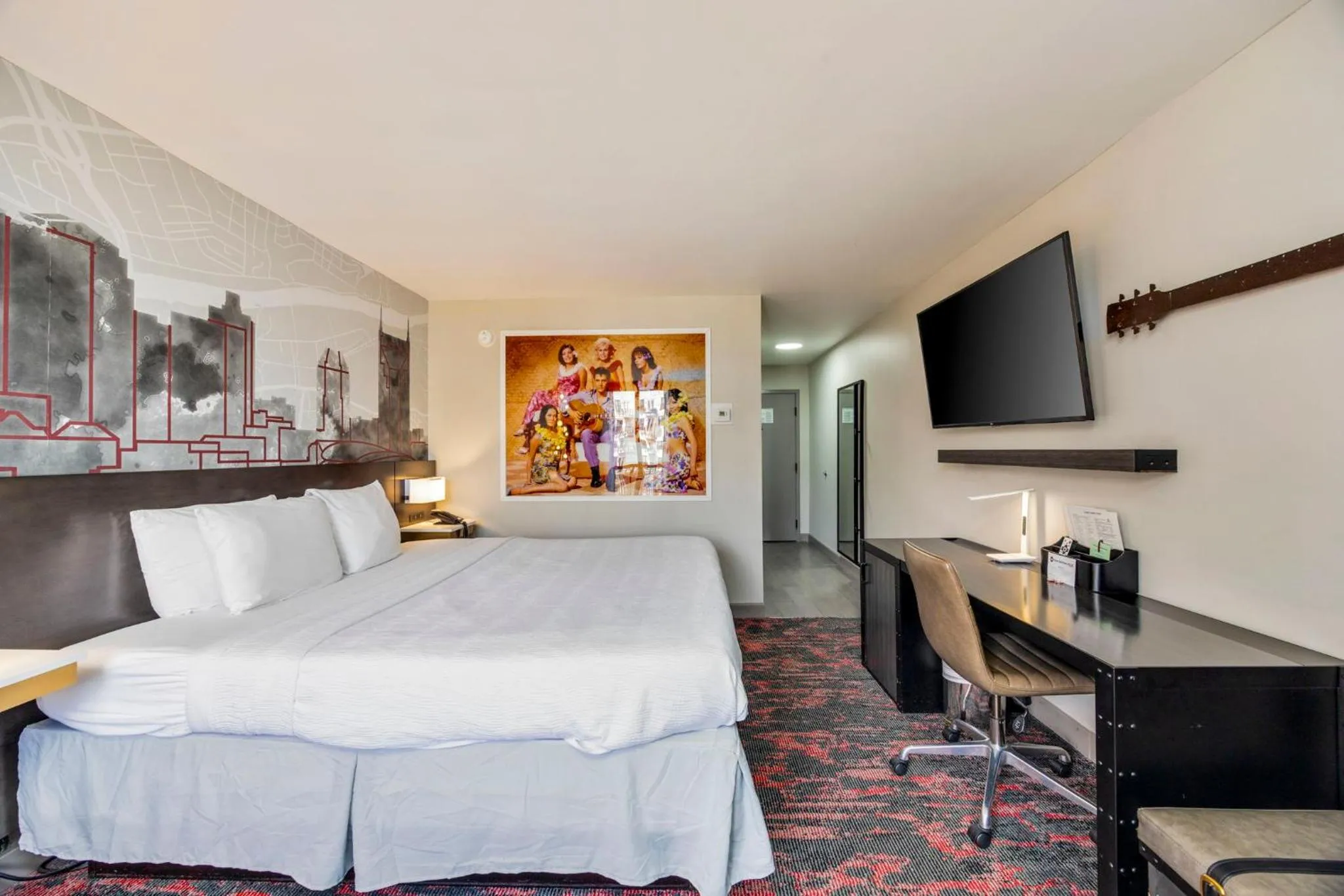 Property building, Bed in Best Western Downtown PLUS Music Row