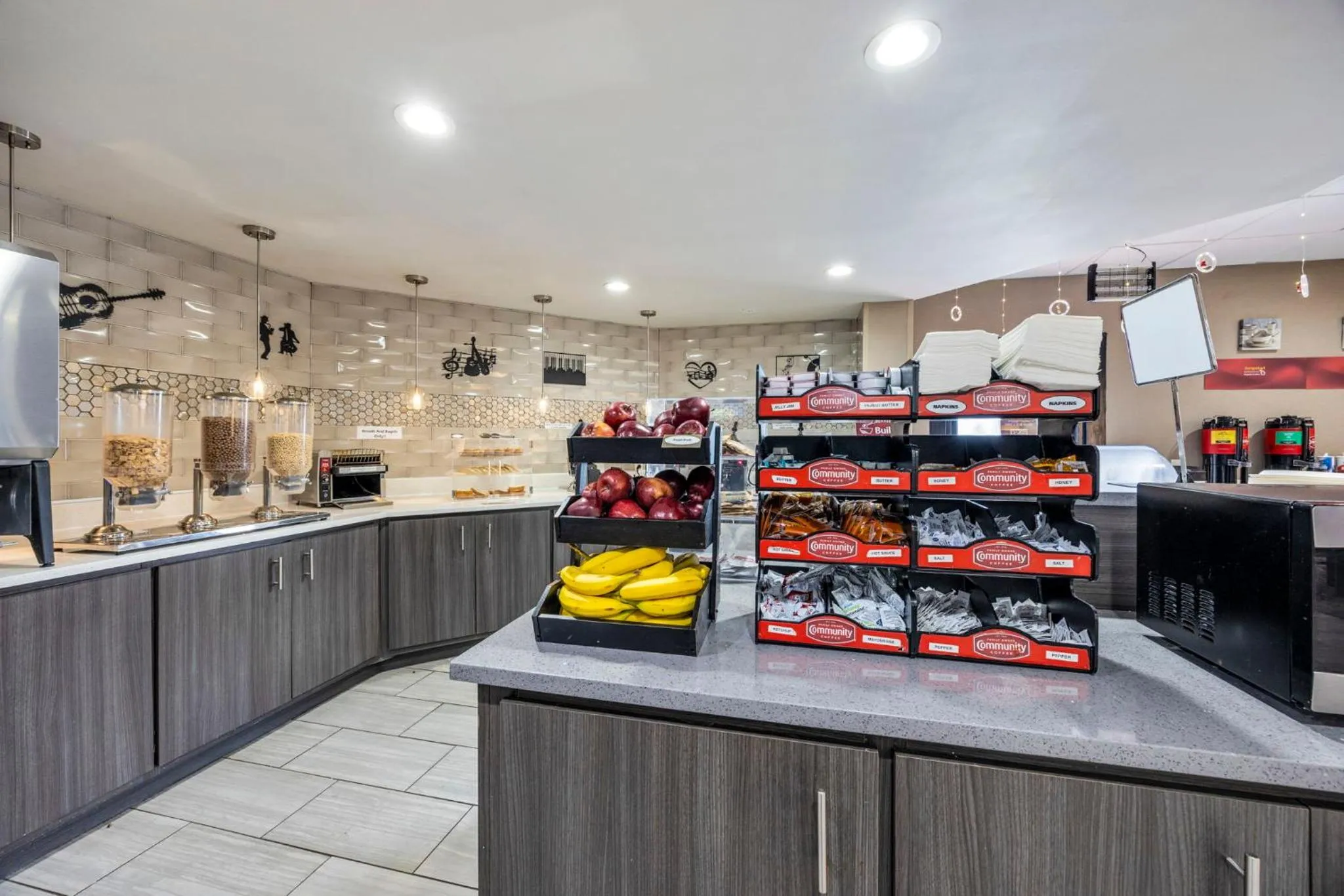 Property building in Best Western Downtown PLUS Music Row