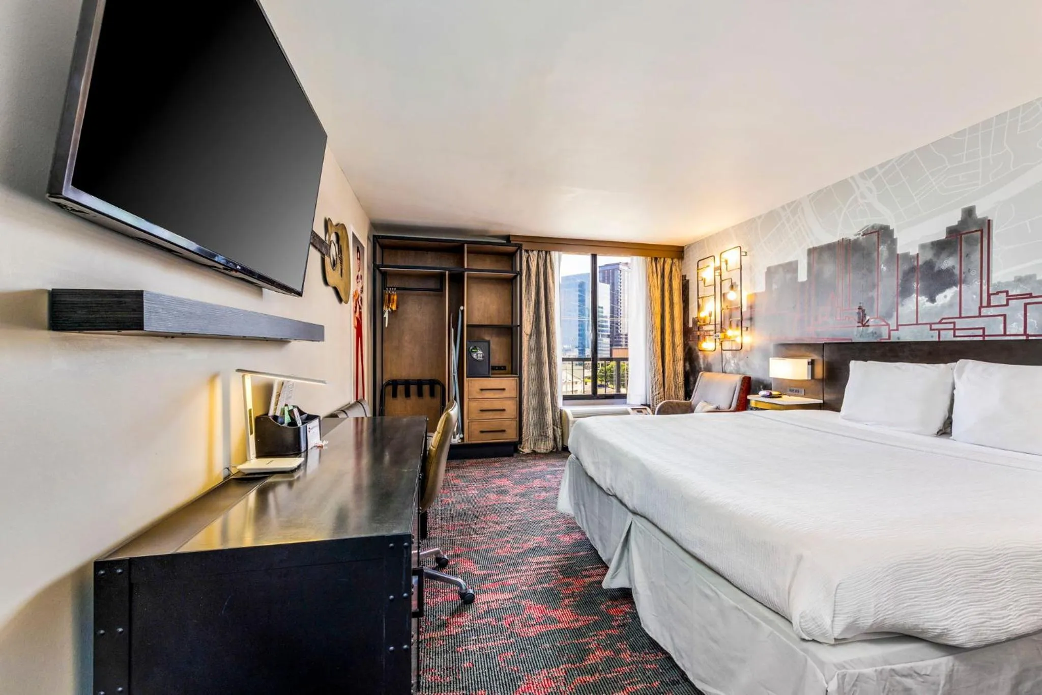 Property building, Bed in Best Western Downtown PLUS Music Row