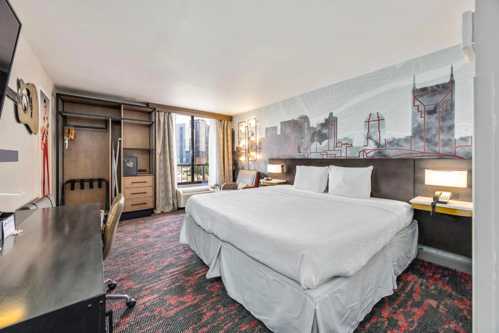 Property building, Bed in Best Western Downtown PLUS Music Row