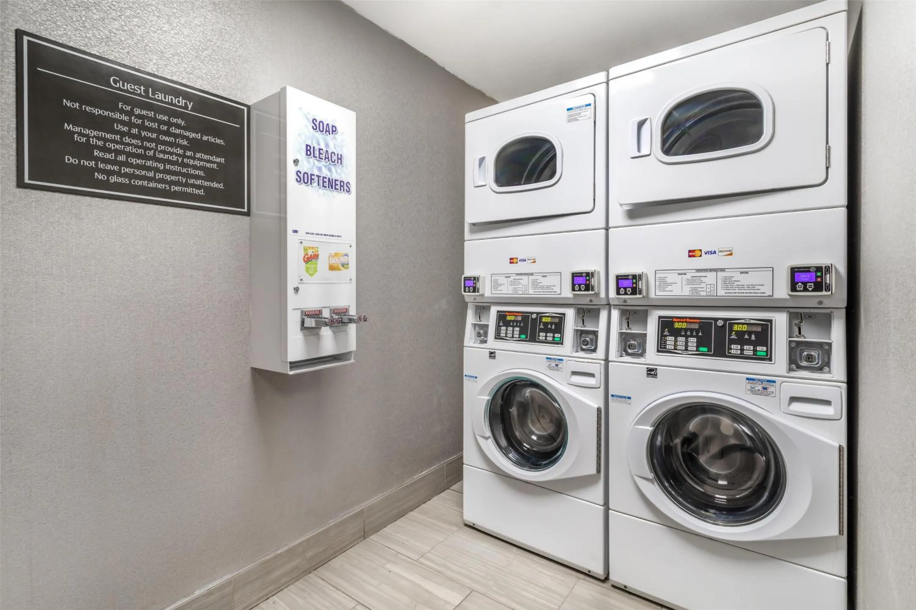 laundry in Best Western Downtown PLUS Music Row