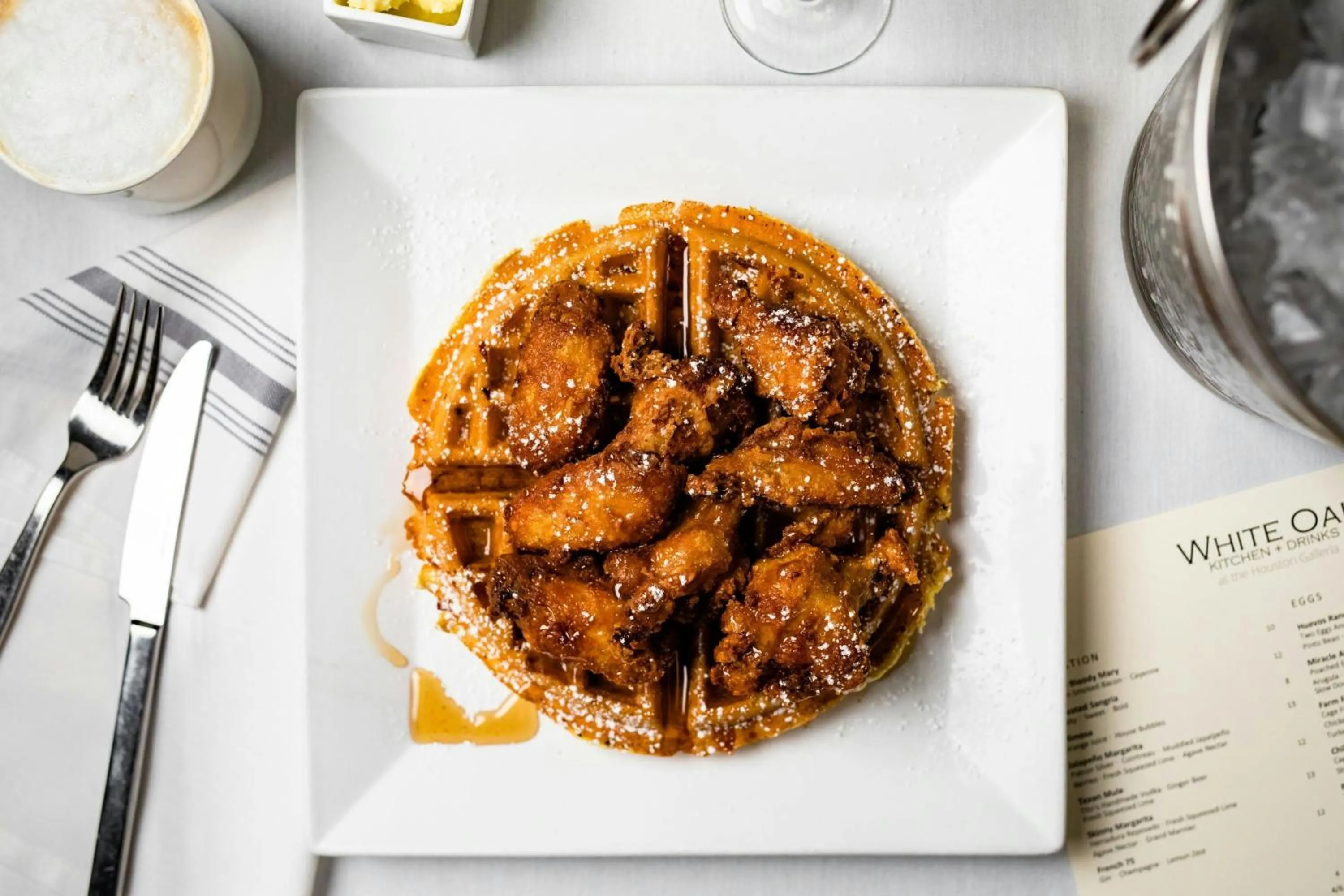 Restaurant/places to eat in The Westin Oaks Houston at the Galleria