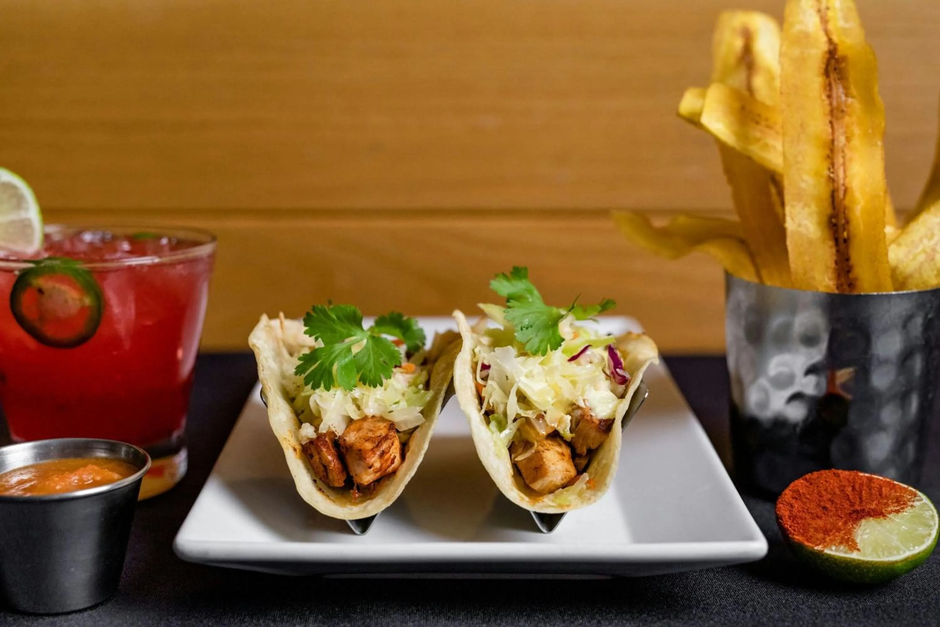 Restaurant/places to eat in The Westin Oaks Houston at the Galleria