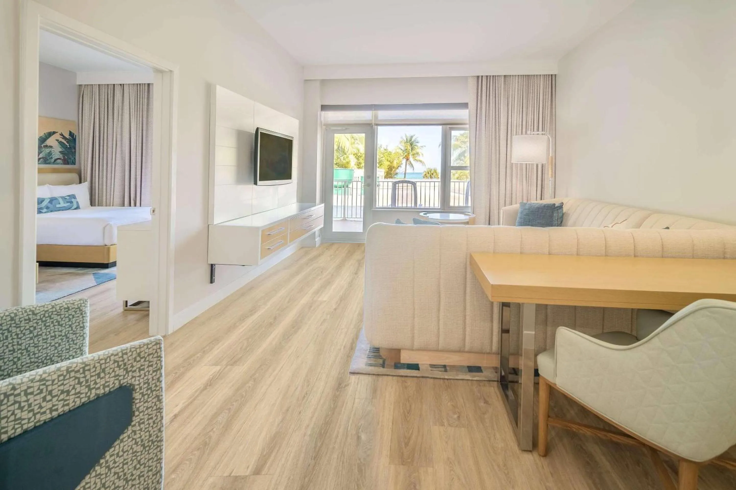 Bedroom in Radisson Resort Miami Beach