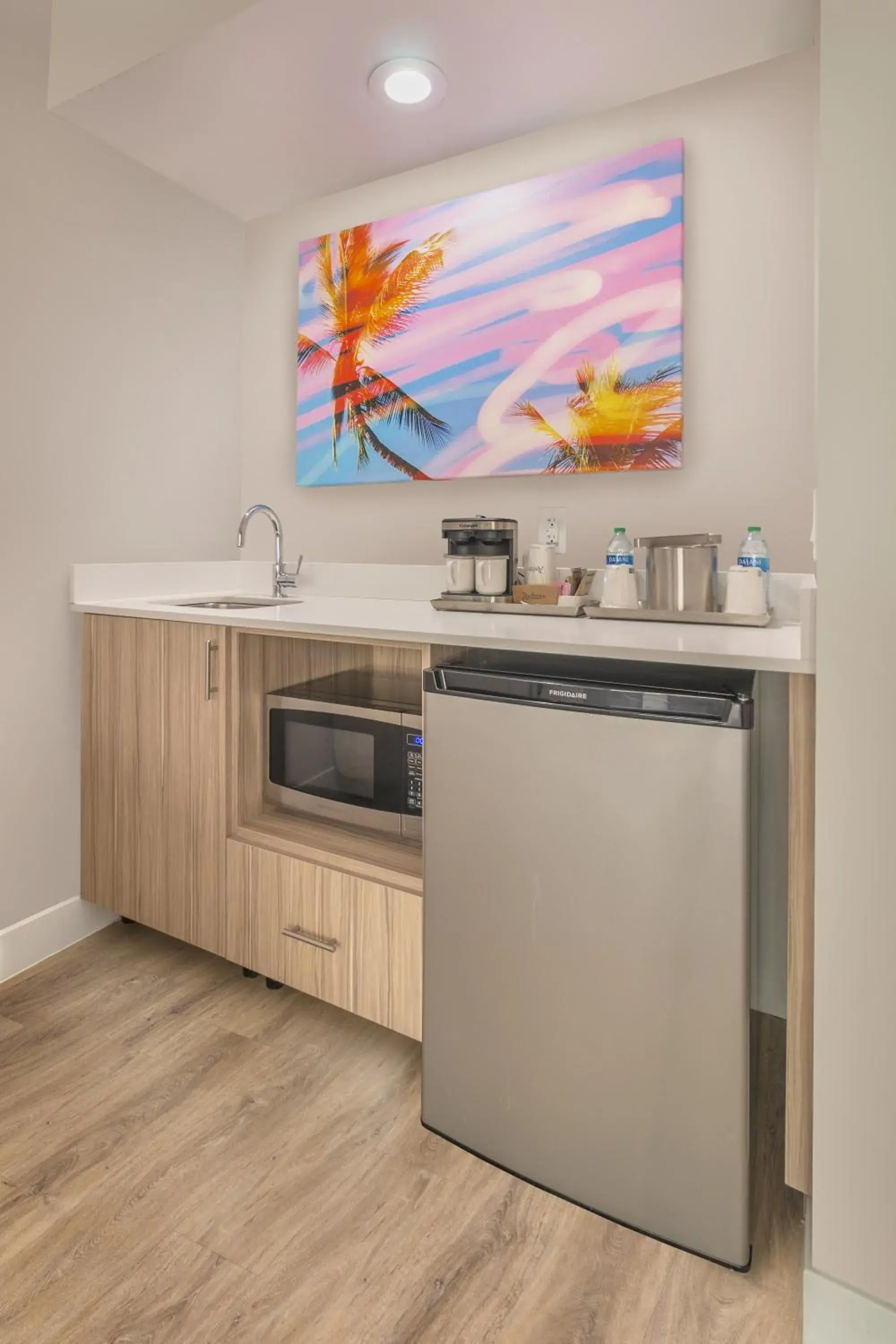 King Suite with Poolview and Balcony in Radisson Resort Miami Beach King Suite with Poolview and Balcony in Radisson Resort Miami Beach