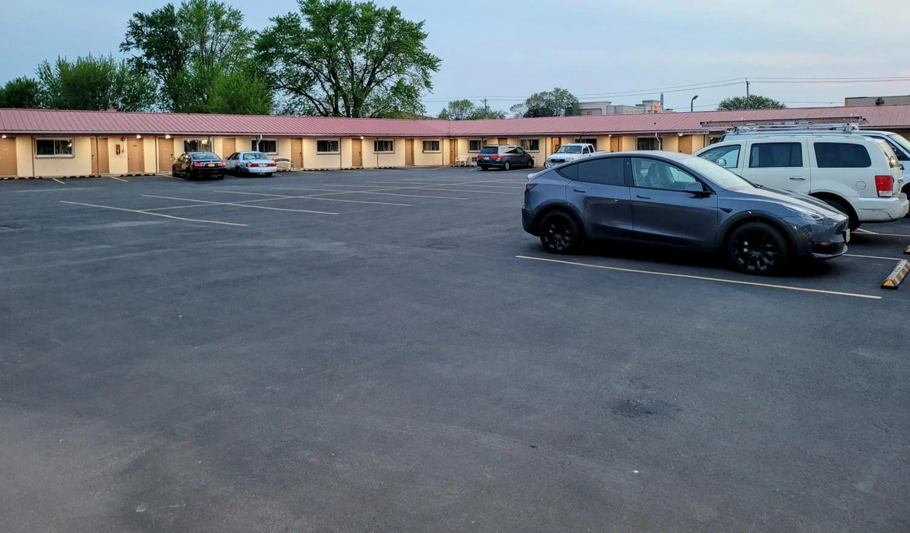 Property building in Woodland Inn