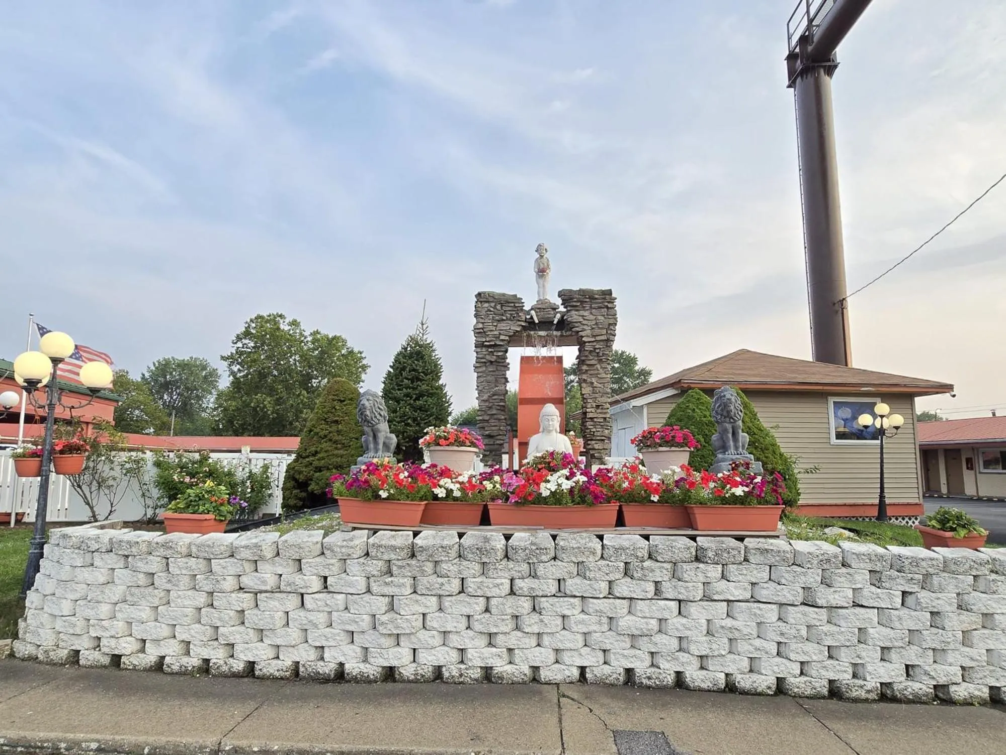 Garden view in Woodland Inn