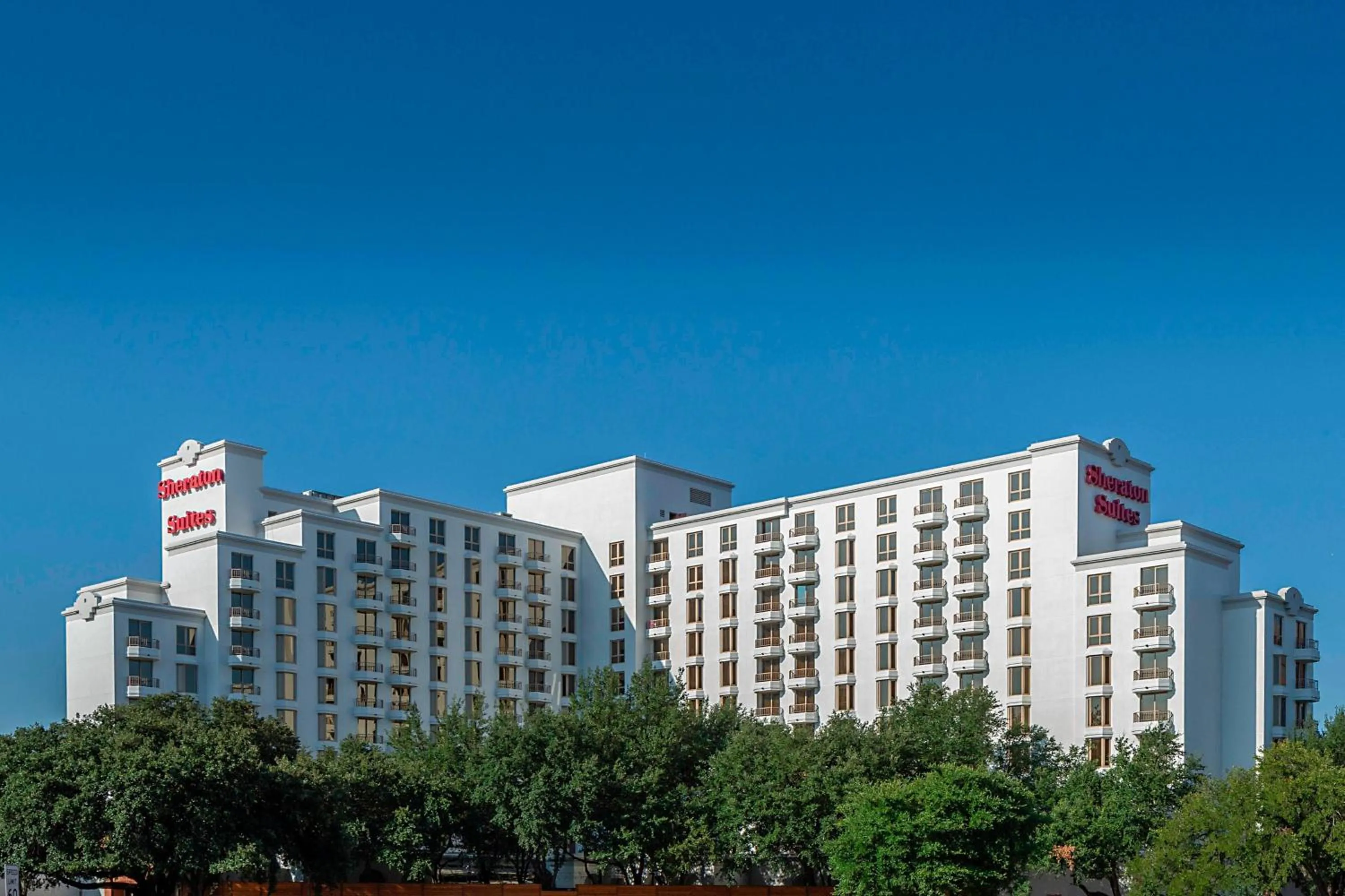 Property building in Sheraton Suites Market Center Dallas