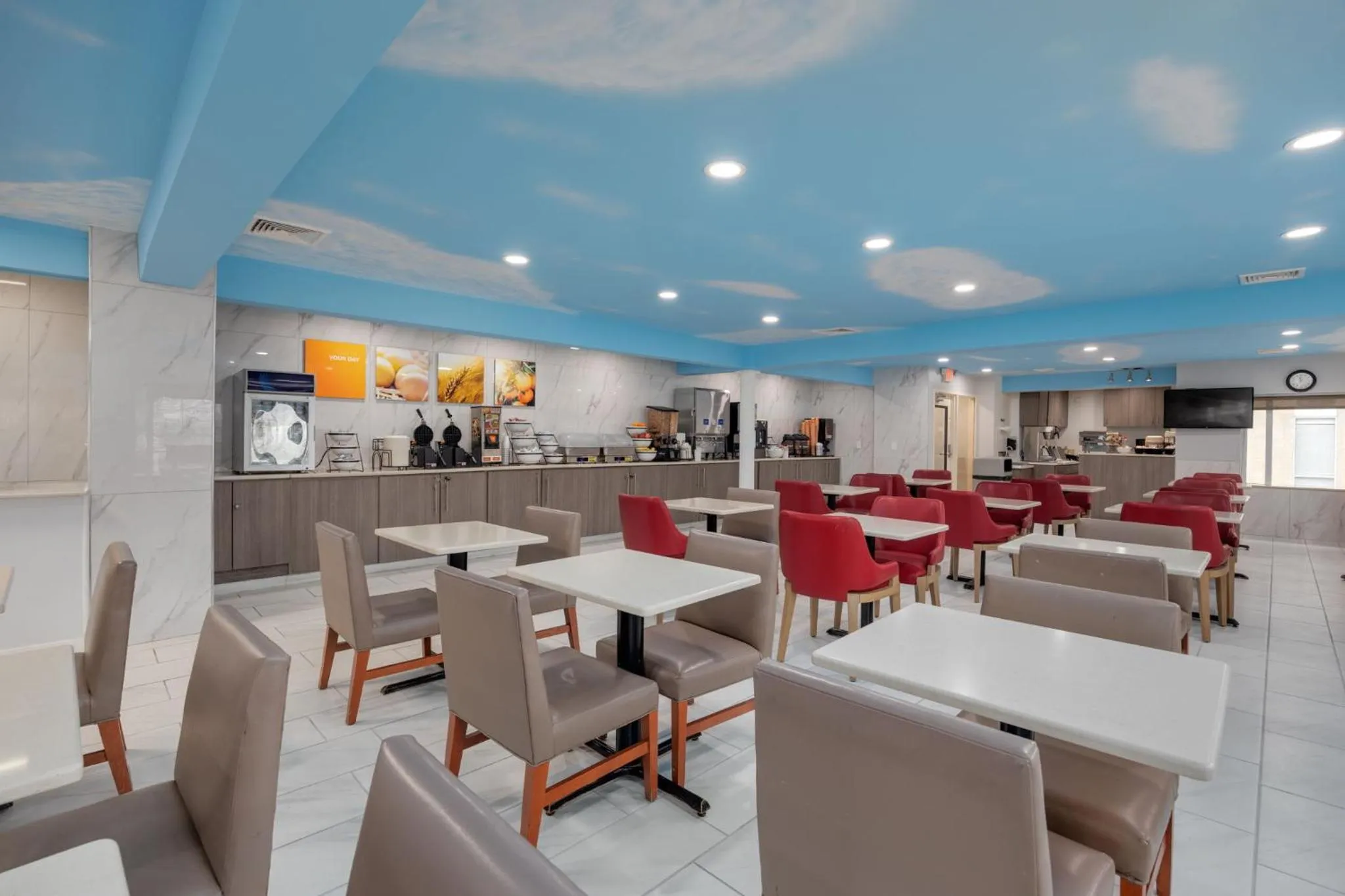 Breakfast in Comfort Inn Downtown Nashville - Music City Center