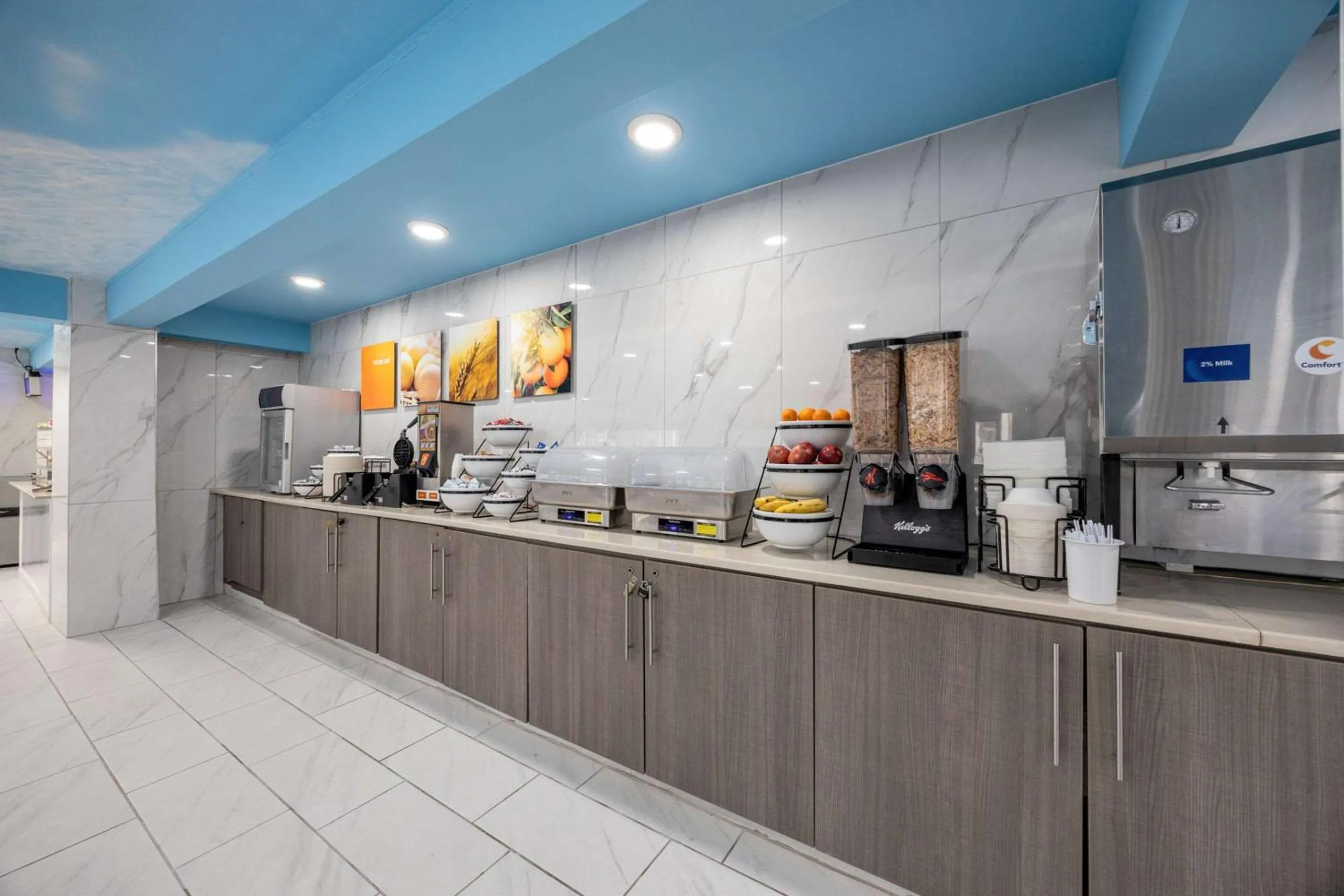 Breakfast in Comfort Inn Downtown Nashville - Music City Center