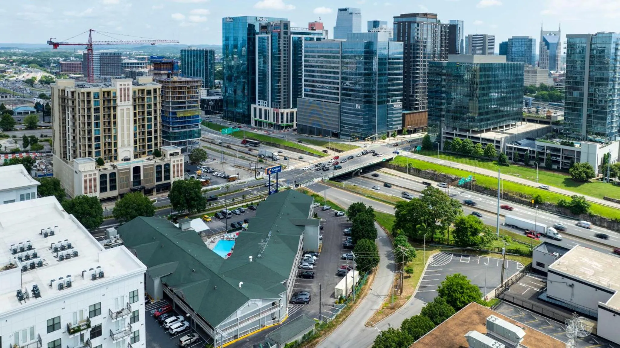 Property building in Comfort Inn Downtown Nashville - Music City Center
