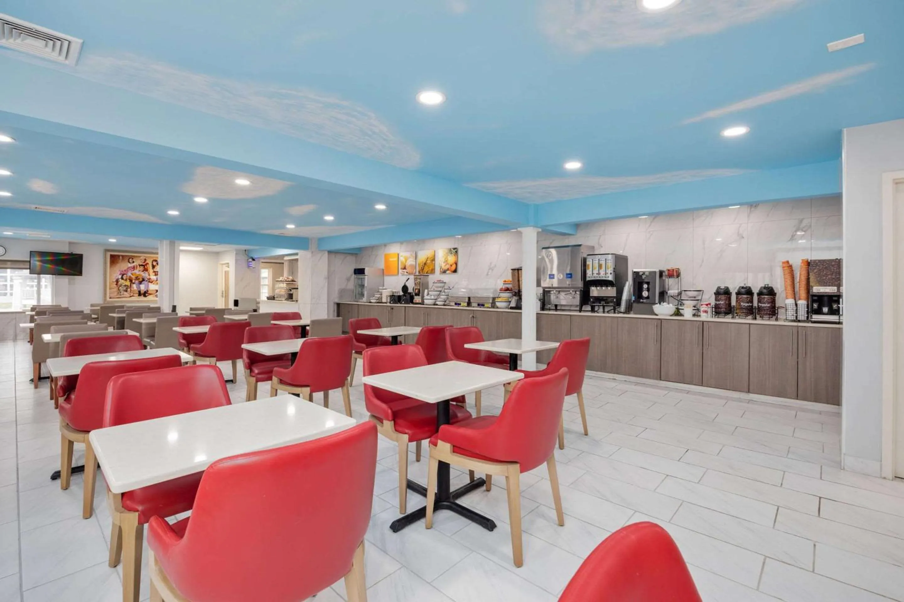 Breakfast in Comfort Inn Downtown Nashville - Music City Center