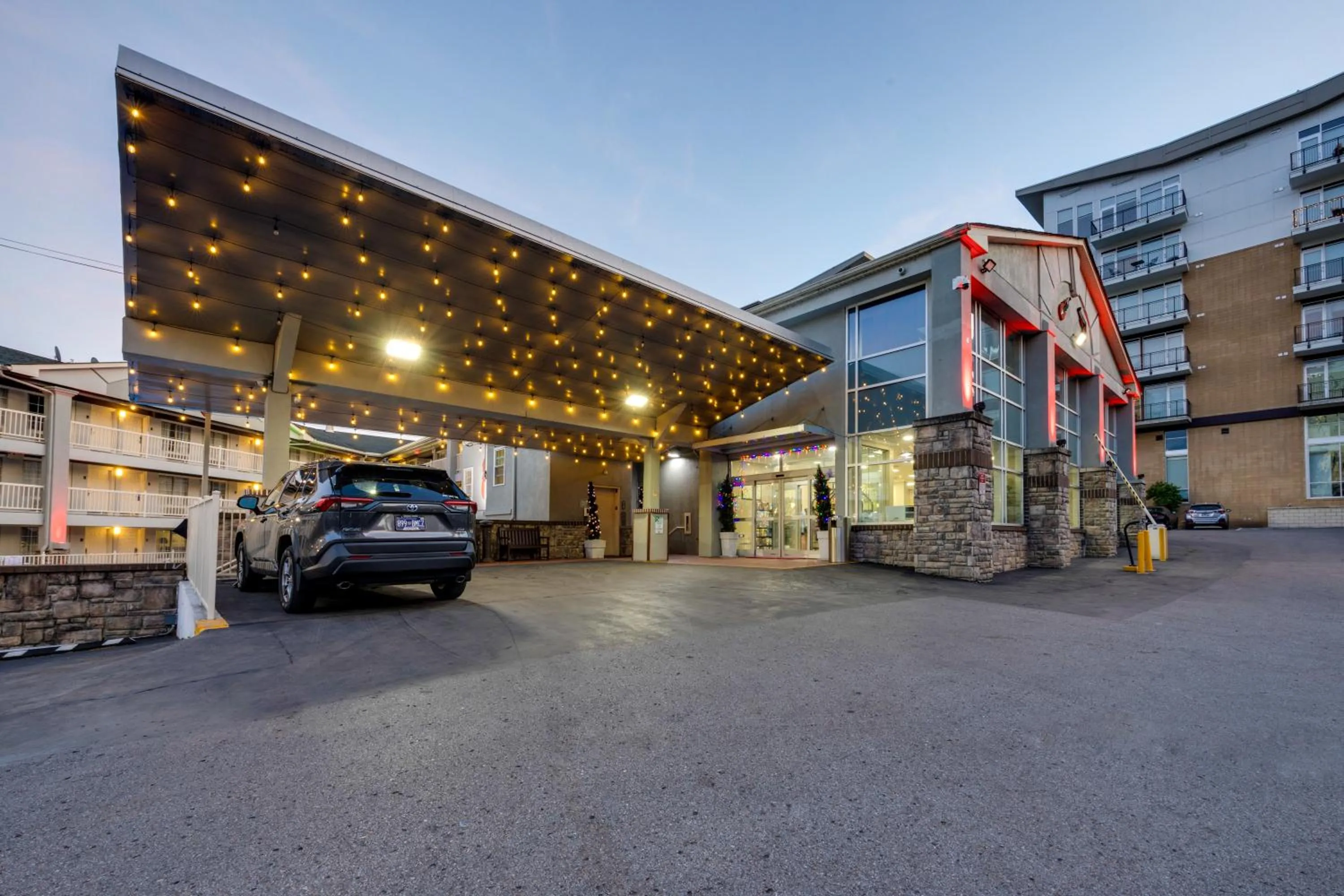 Property building in Comfort Inn Downtown Nashville - Music City Center