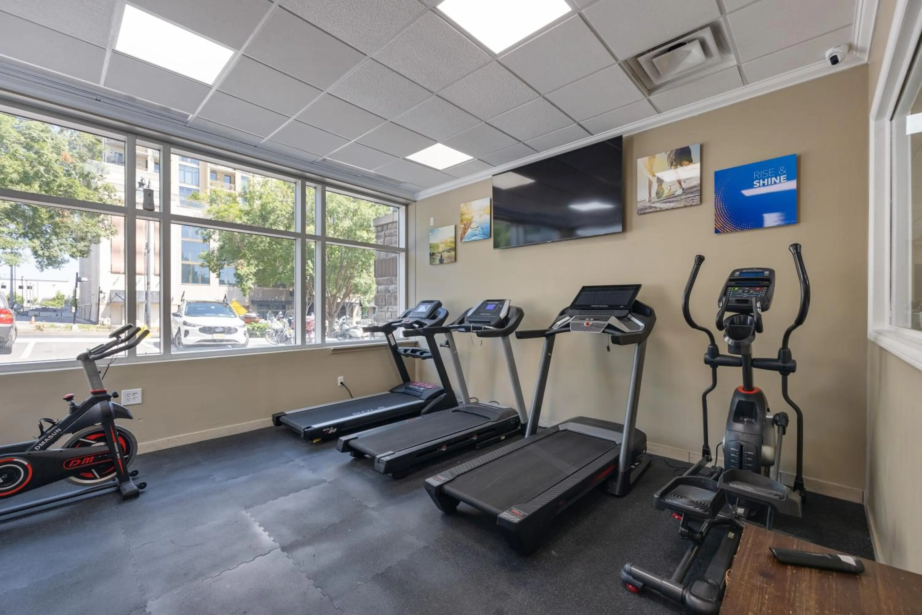Fitness centre/facilities in Comfort Inn Downtown Nashville - Music City Center