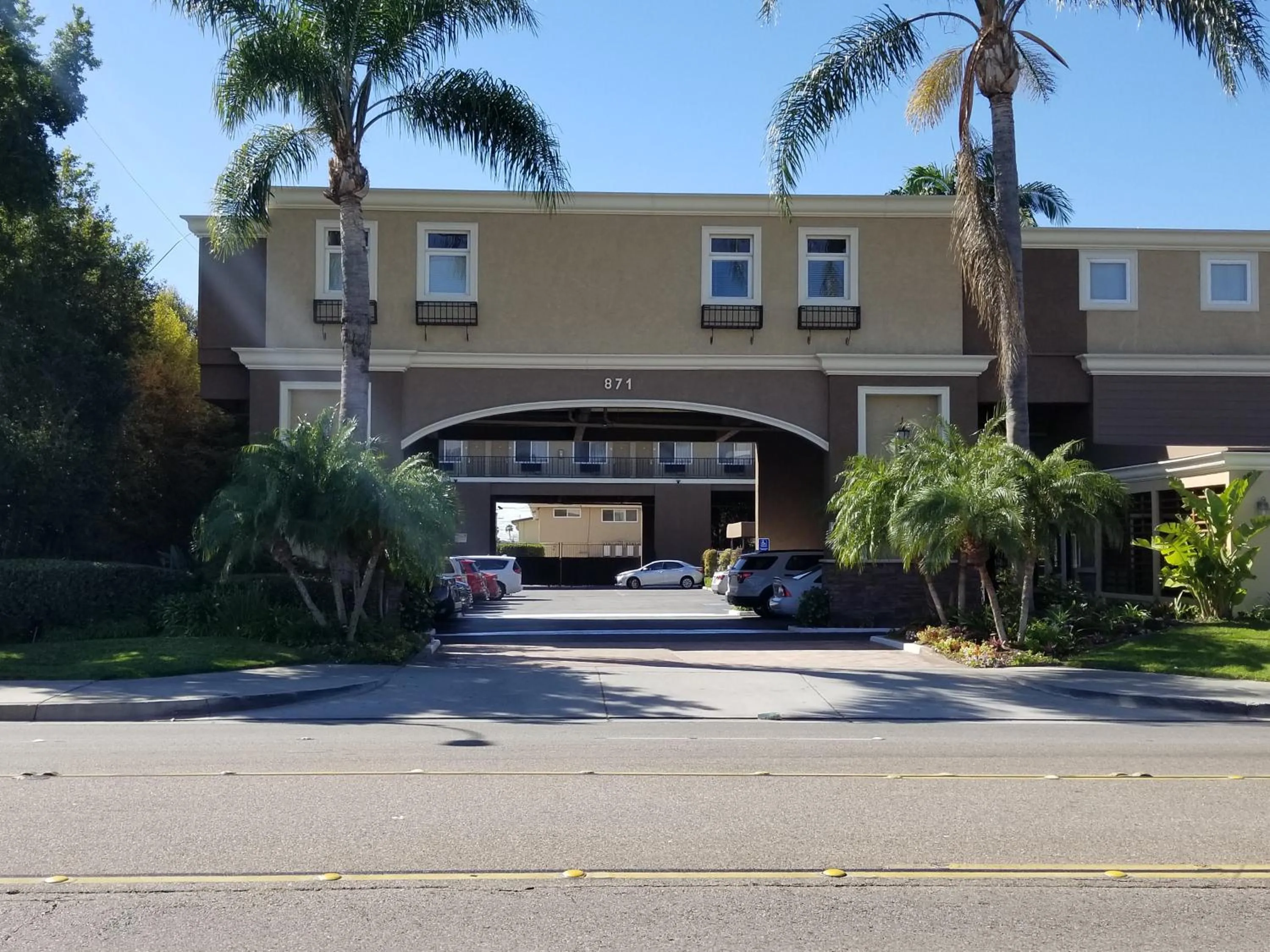 Property building in Quality Inn & Suites Anaheim Maingate