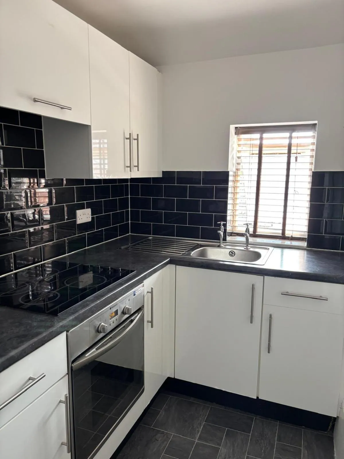 The Tudor House Hotel