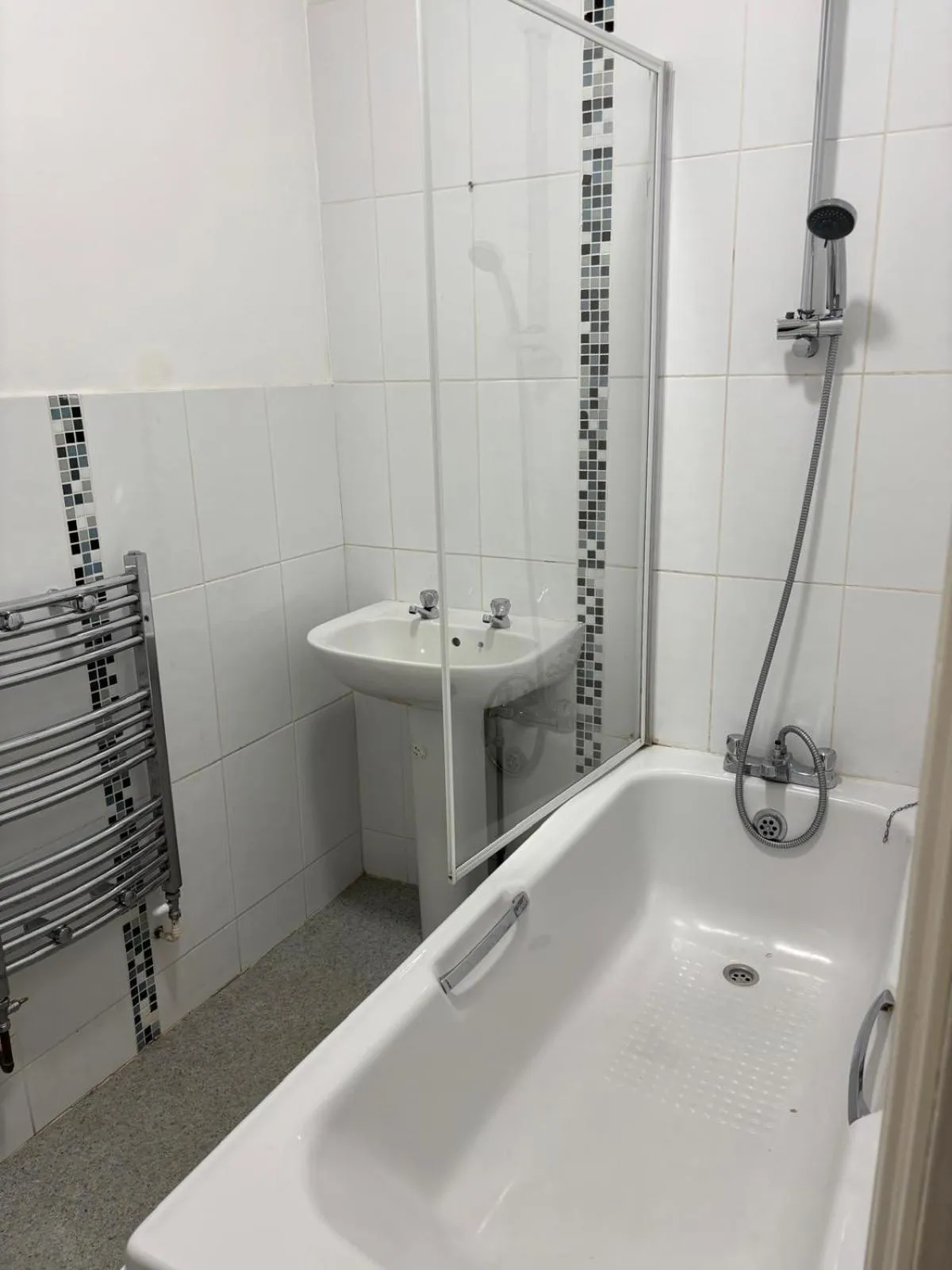 The Tudor House Hotel