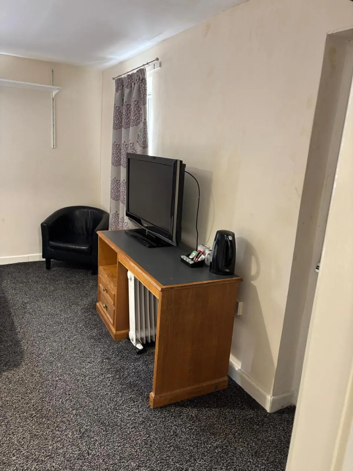 The Tudor House Hotel