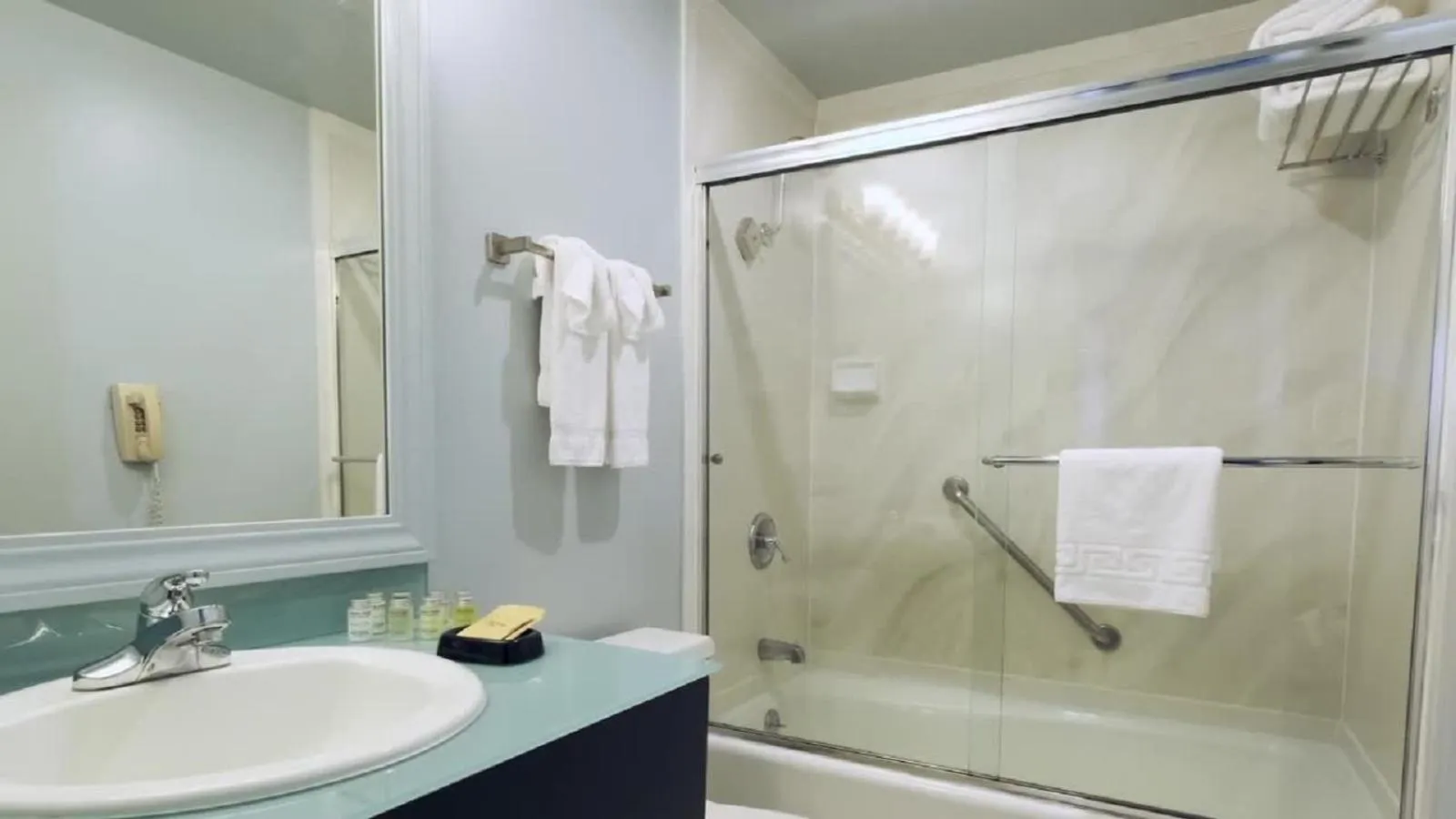 Bathroom in Hotel Fiona