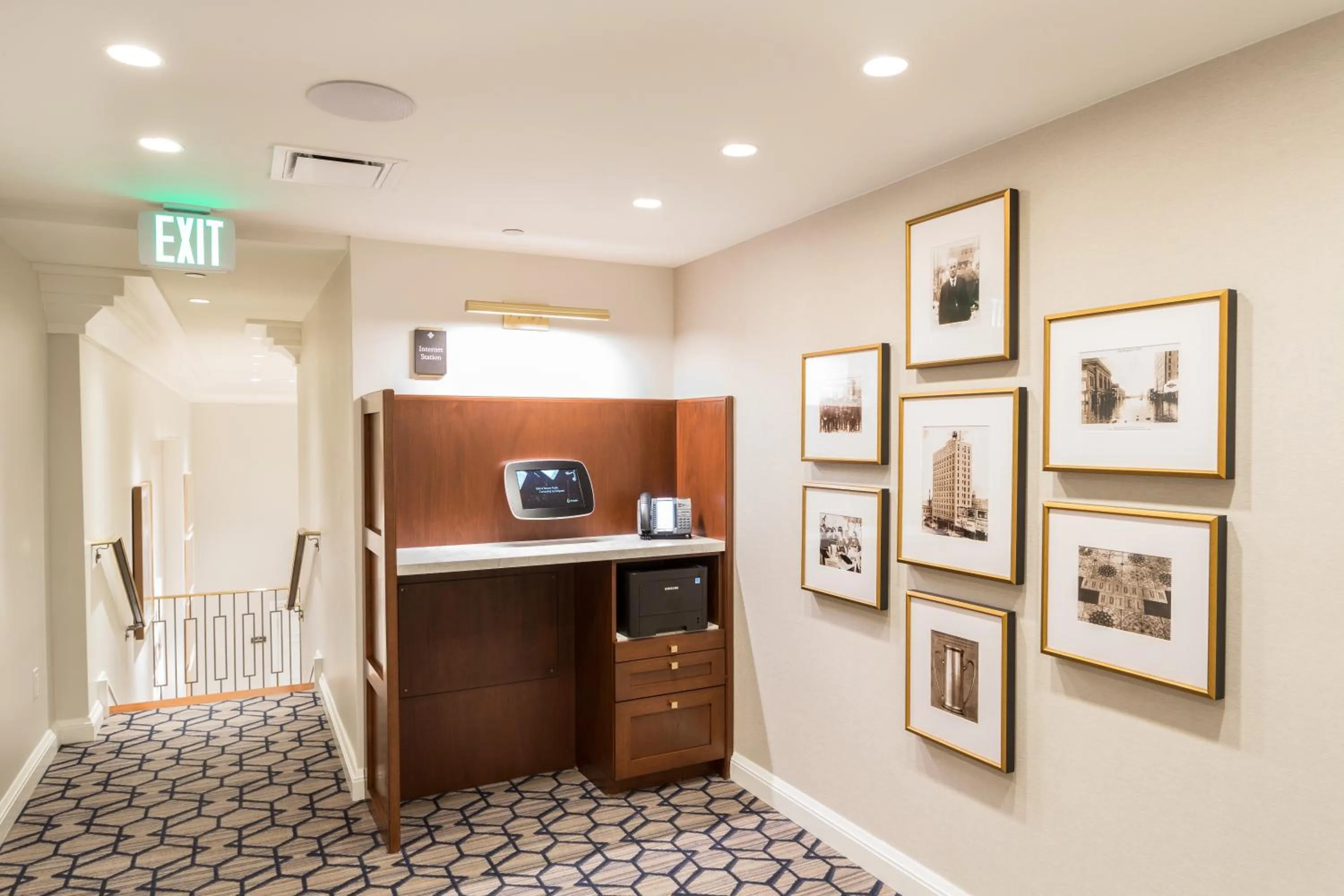 Business facilities in The Lancaster Hotel