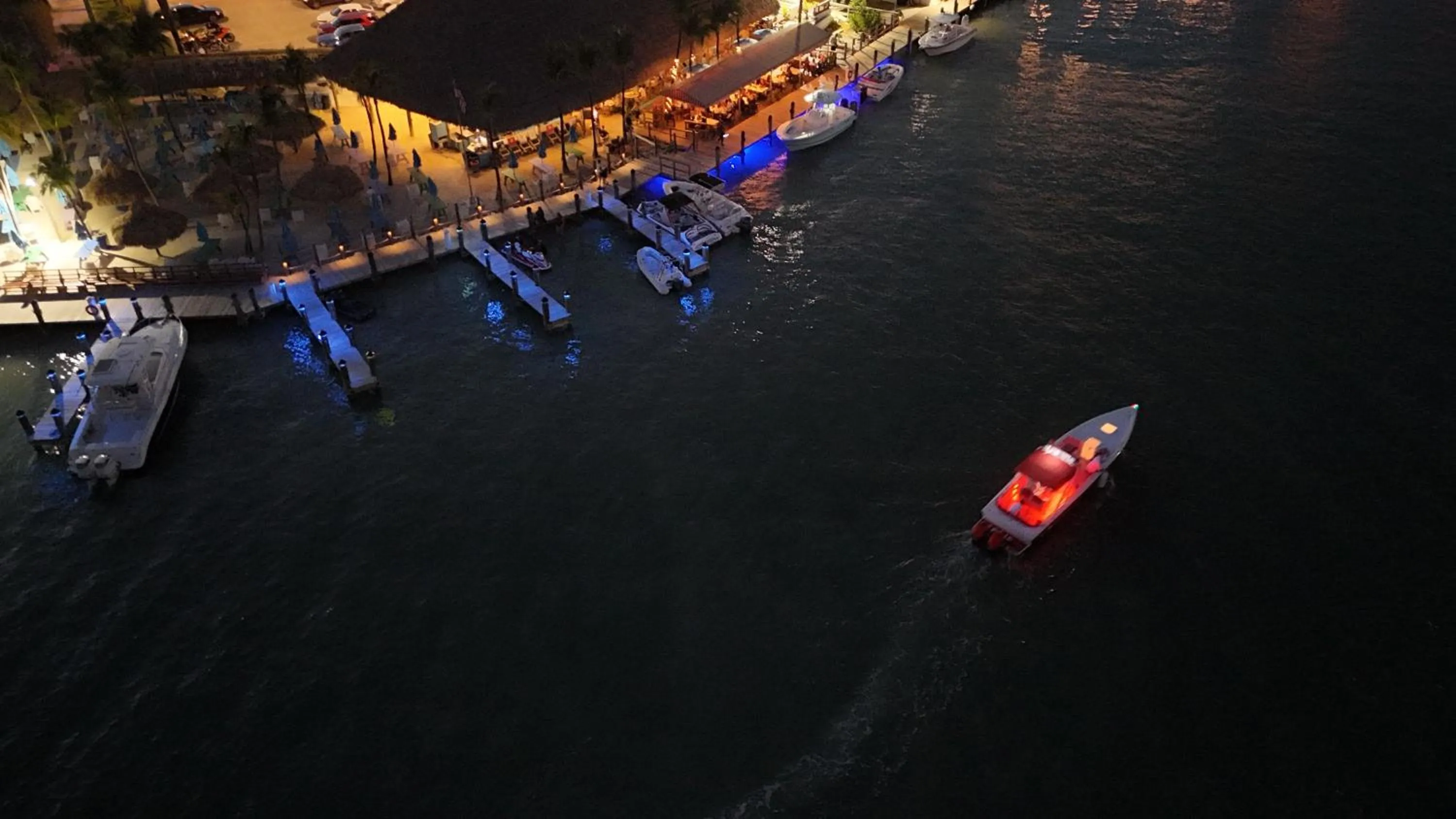 Night in Gilbert's Resort & Marina