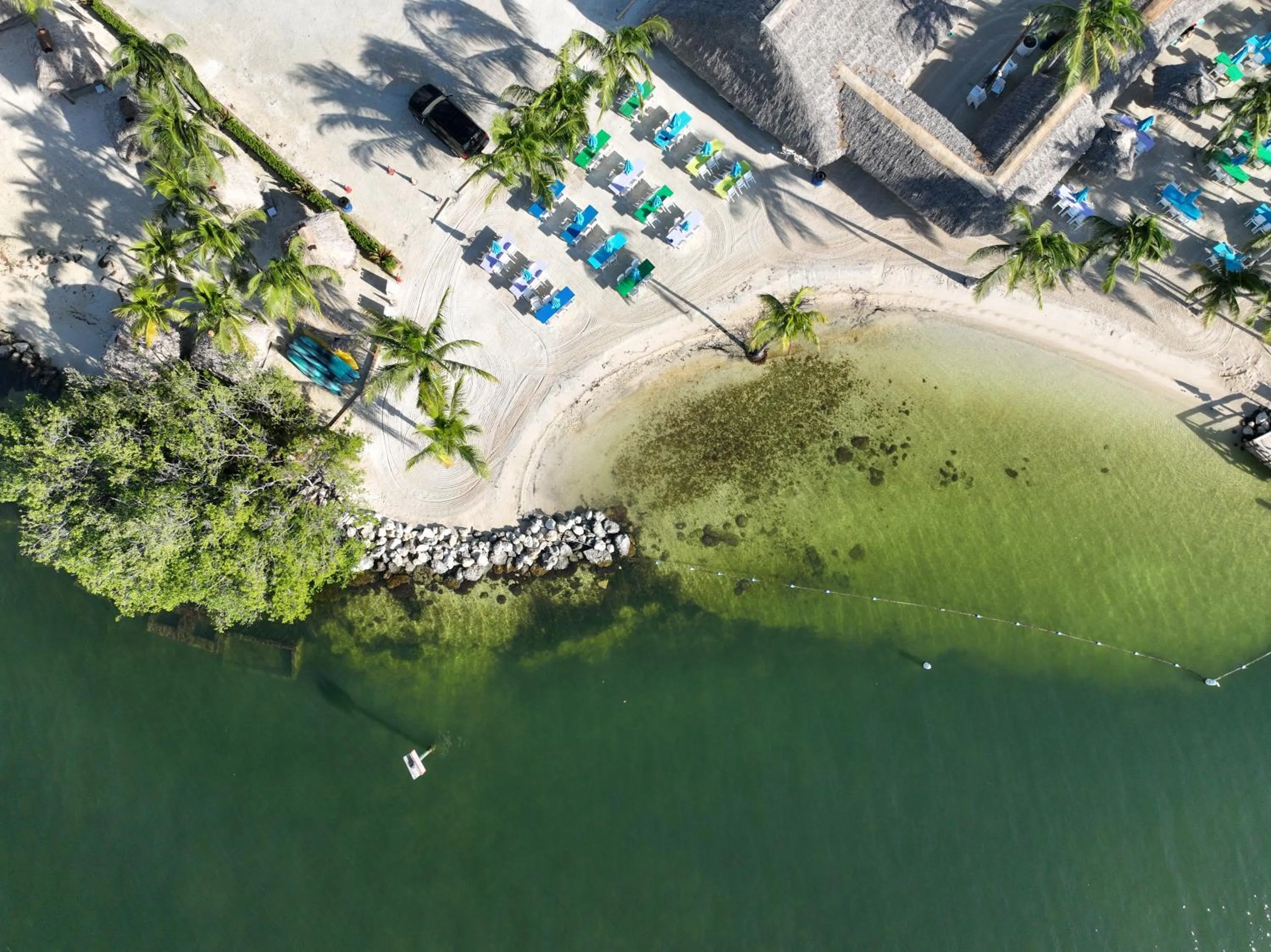 Beach in Gilbert's Resort & Marina