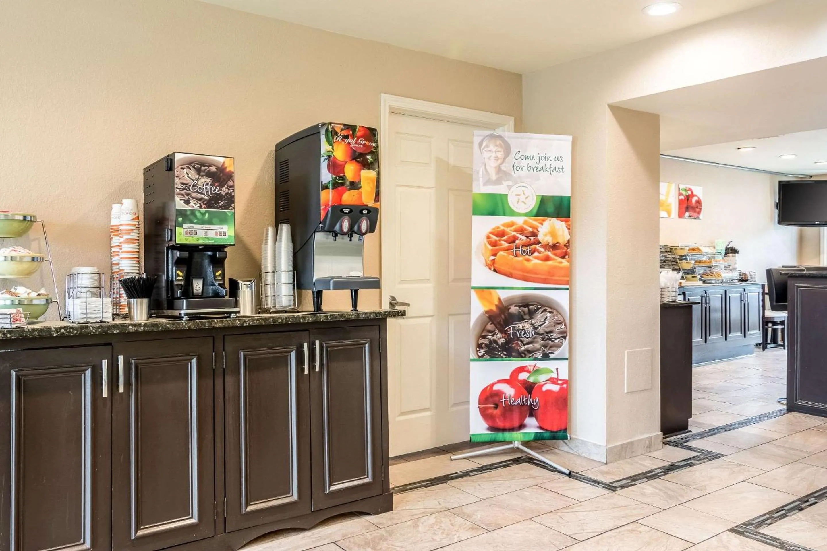 Restaurant/places to eat in Quality Inn University Area