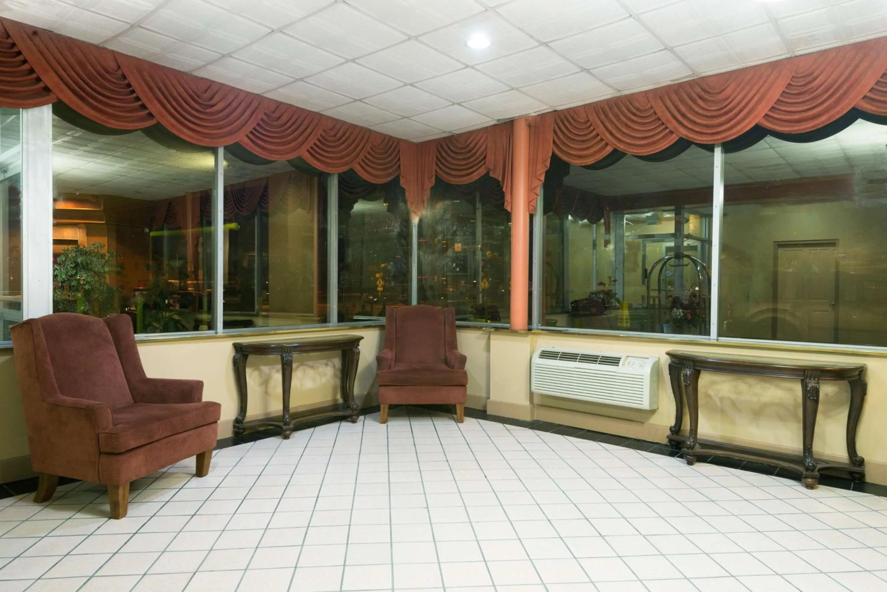 Lobby or reception in Rodeway Inn