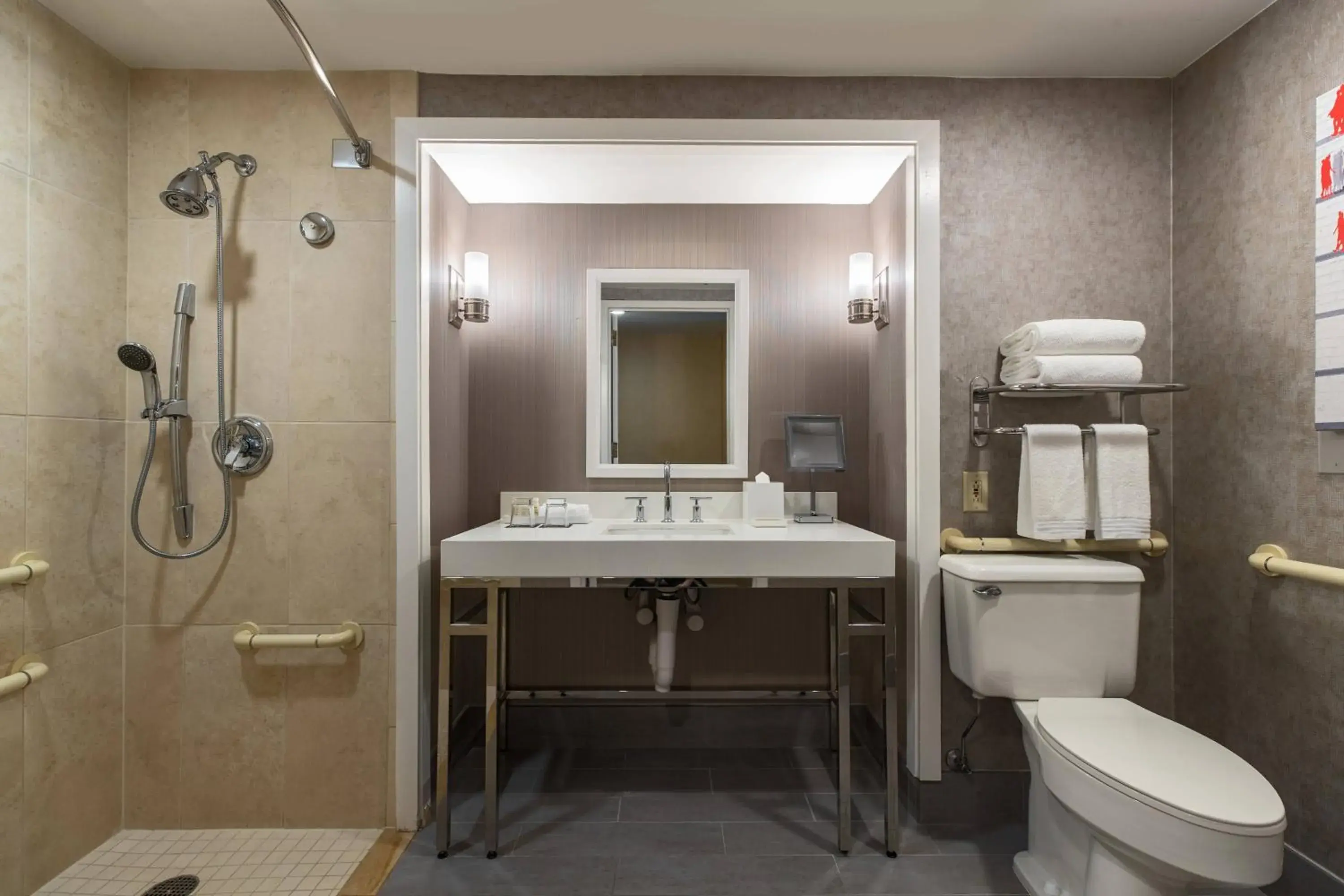 Queen Room with Two Queen Beds and Adapted Tub - Mobility and Hearing Accessible in Renaissance Chicago Downtown Hotel Queen Room with Two Queen Beds and Adapted Tub - Mobility and Hearing Accessible in Renaissance Chicago Downtown Hotel