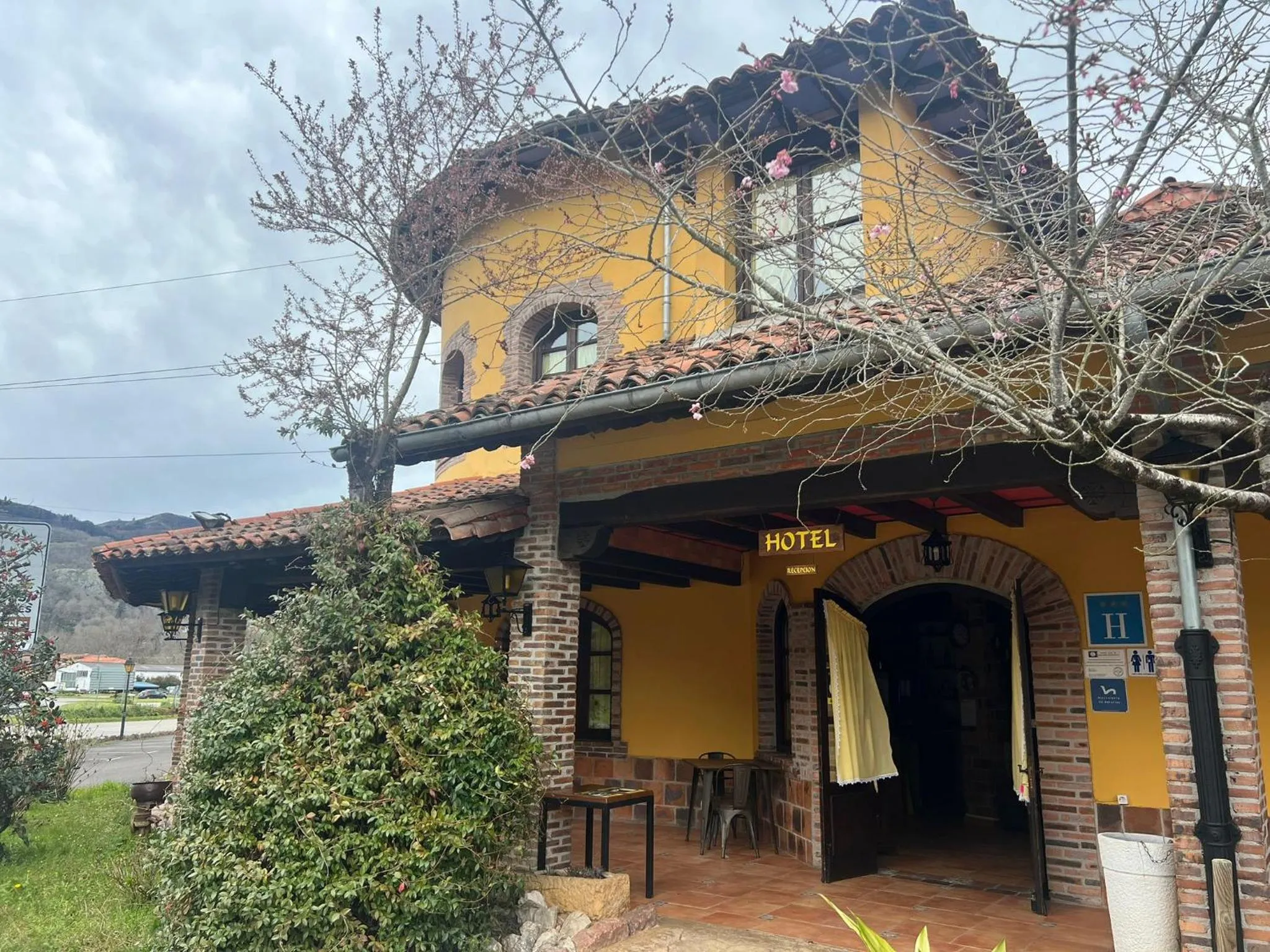 Property building in Hotel El Bricial