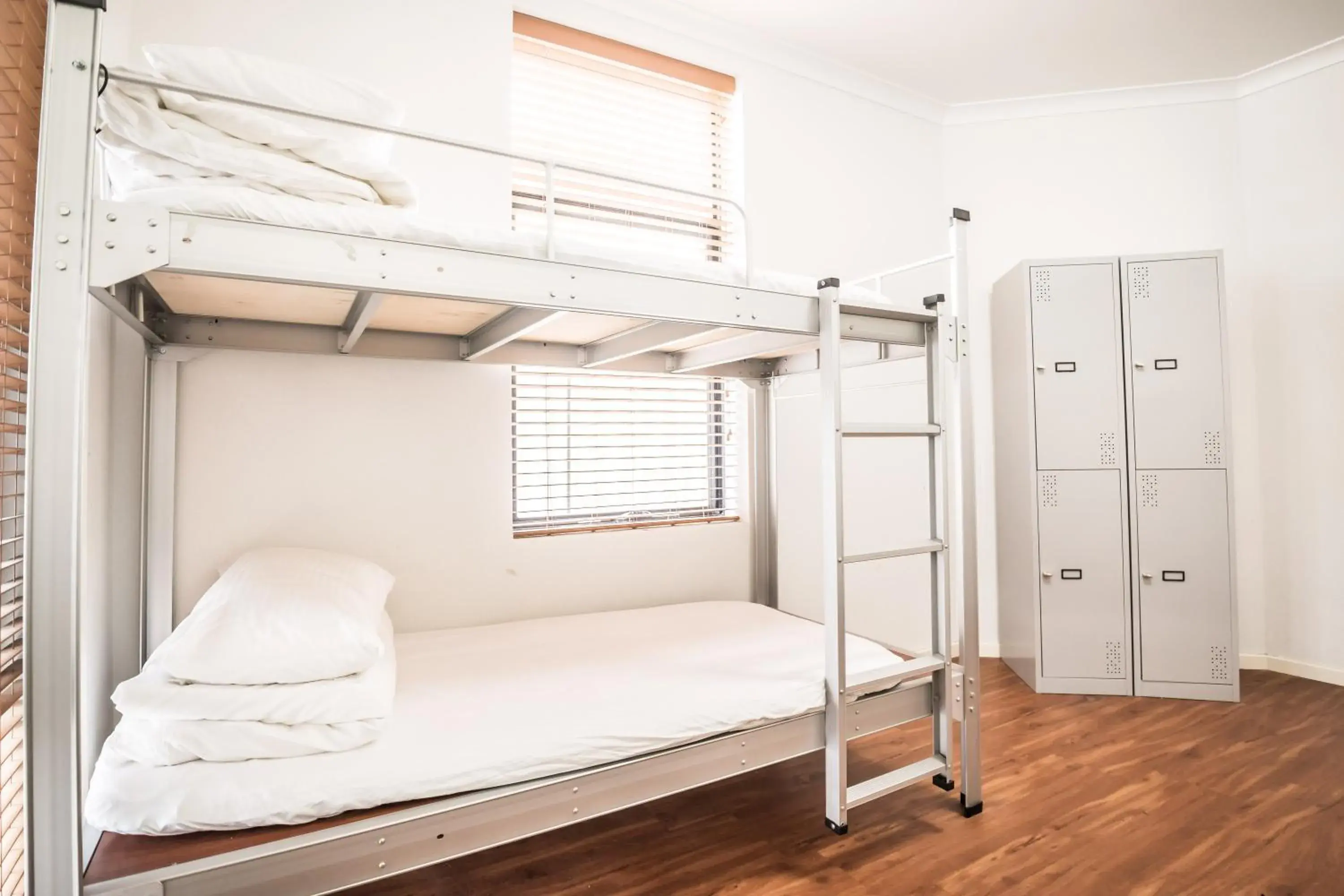Bed in 6-Bed Dormitory Room in Downtown Backpackers Hostel Perth - note - Valid Passport required for check in Bed in 6-Bed Dormitory Room in Downtown Backpackers Hostel Perth - note - Valid Passport required for check in