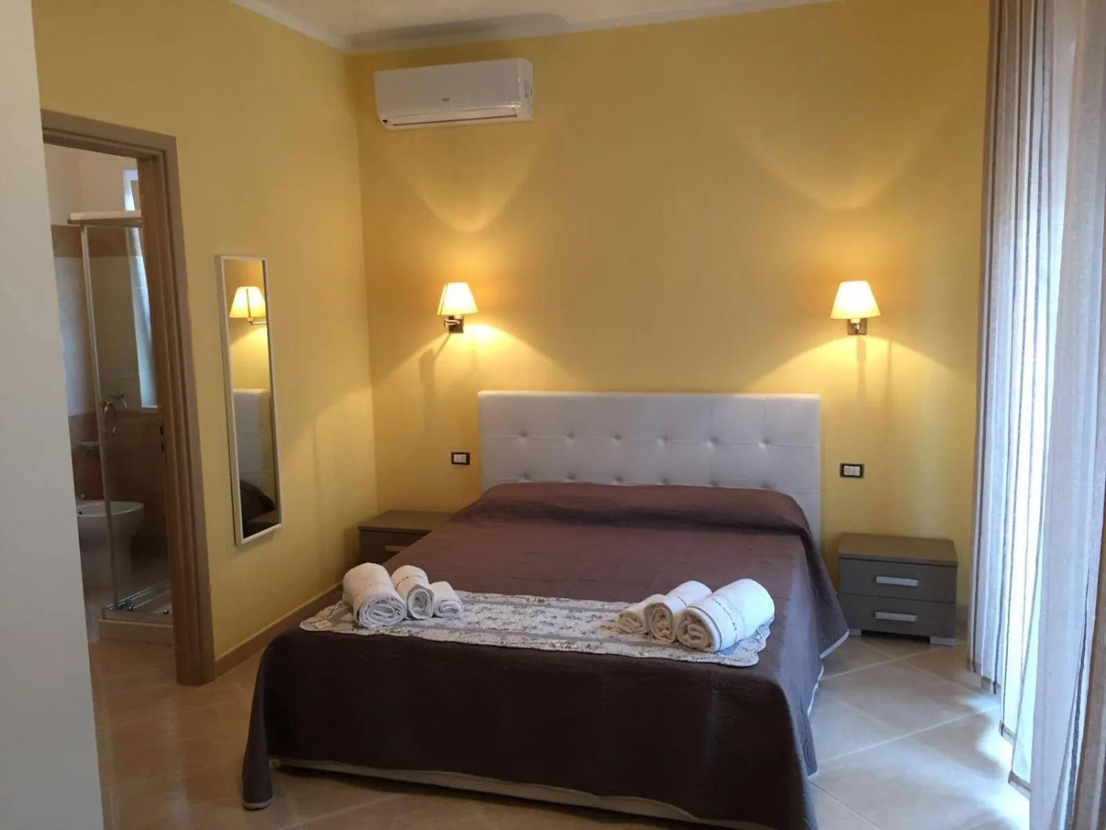 Bed in B&B 100 Metri Dal Mare