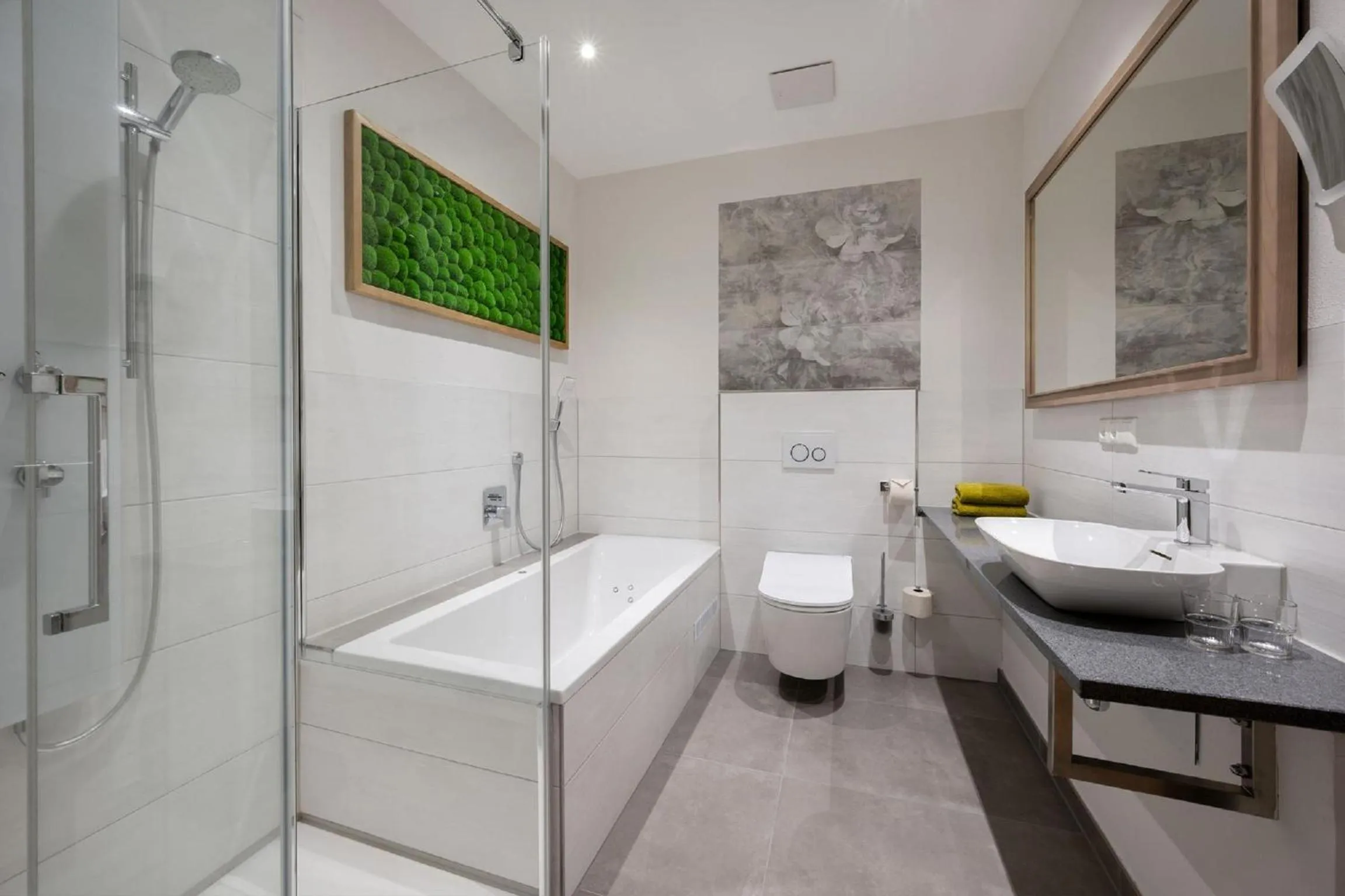 Shower in Landgasthof Kammbräu