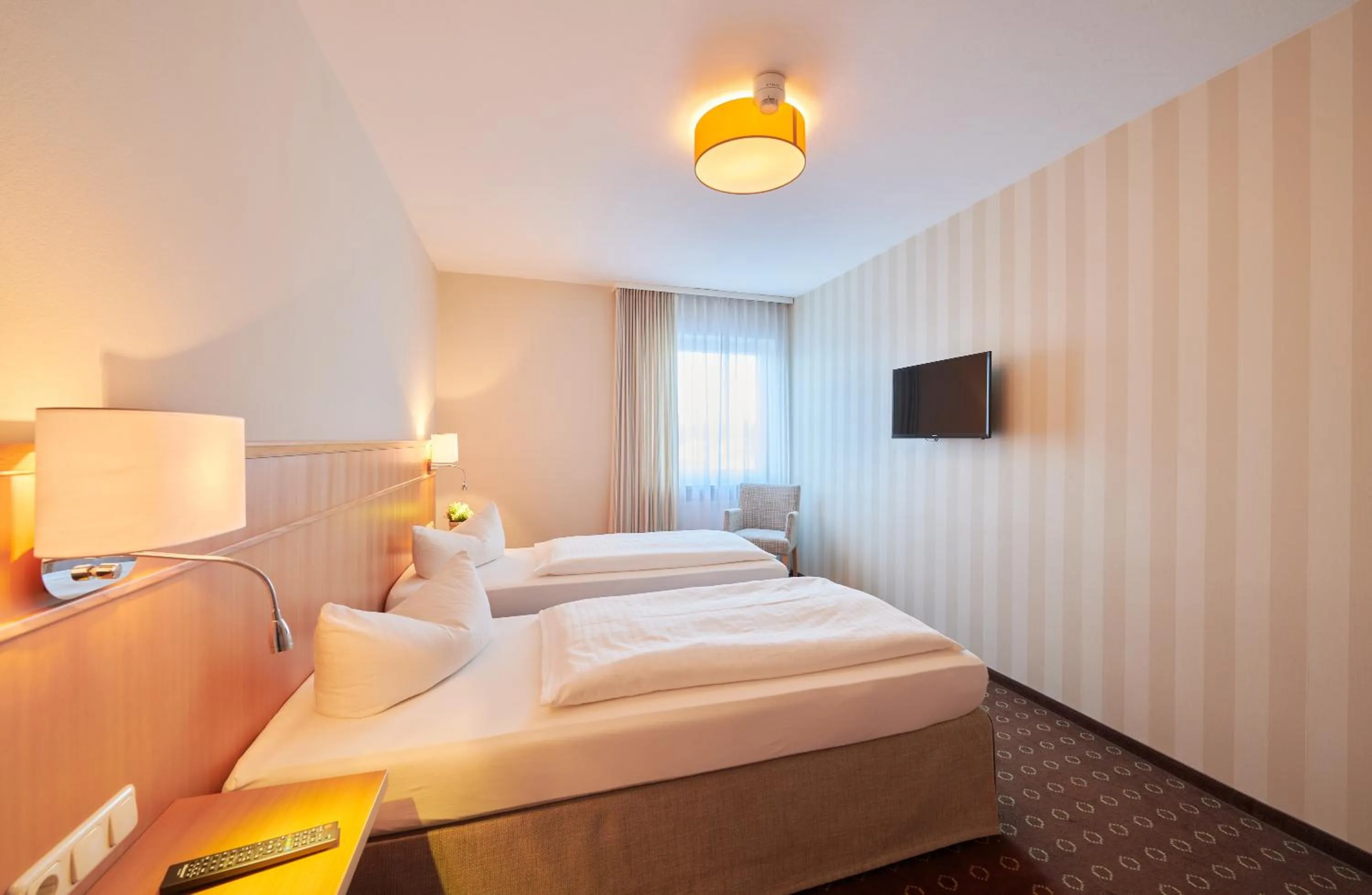 Bedroom, Bed in Inntalhof