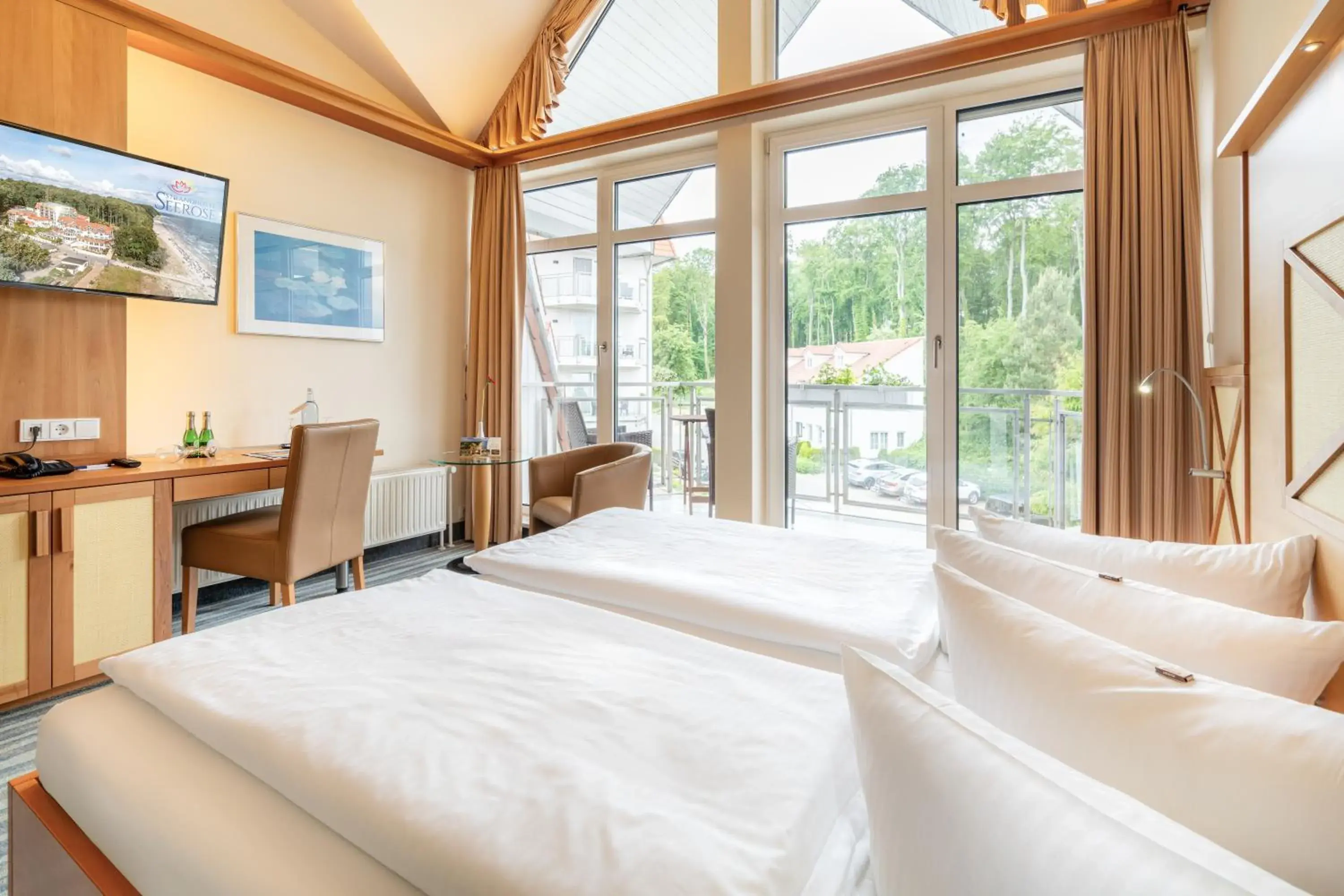 Family Studio with Balcony - single occupancy in Strandhotel Seerose Family Studio with Balcony - single occupancy in Strandhotel Seerose