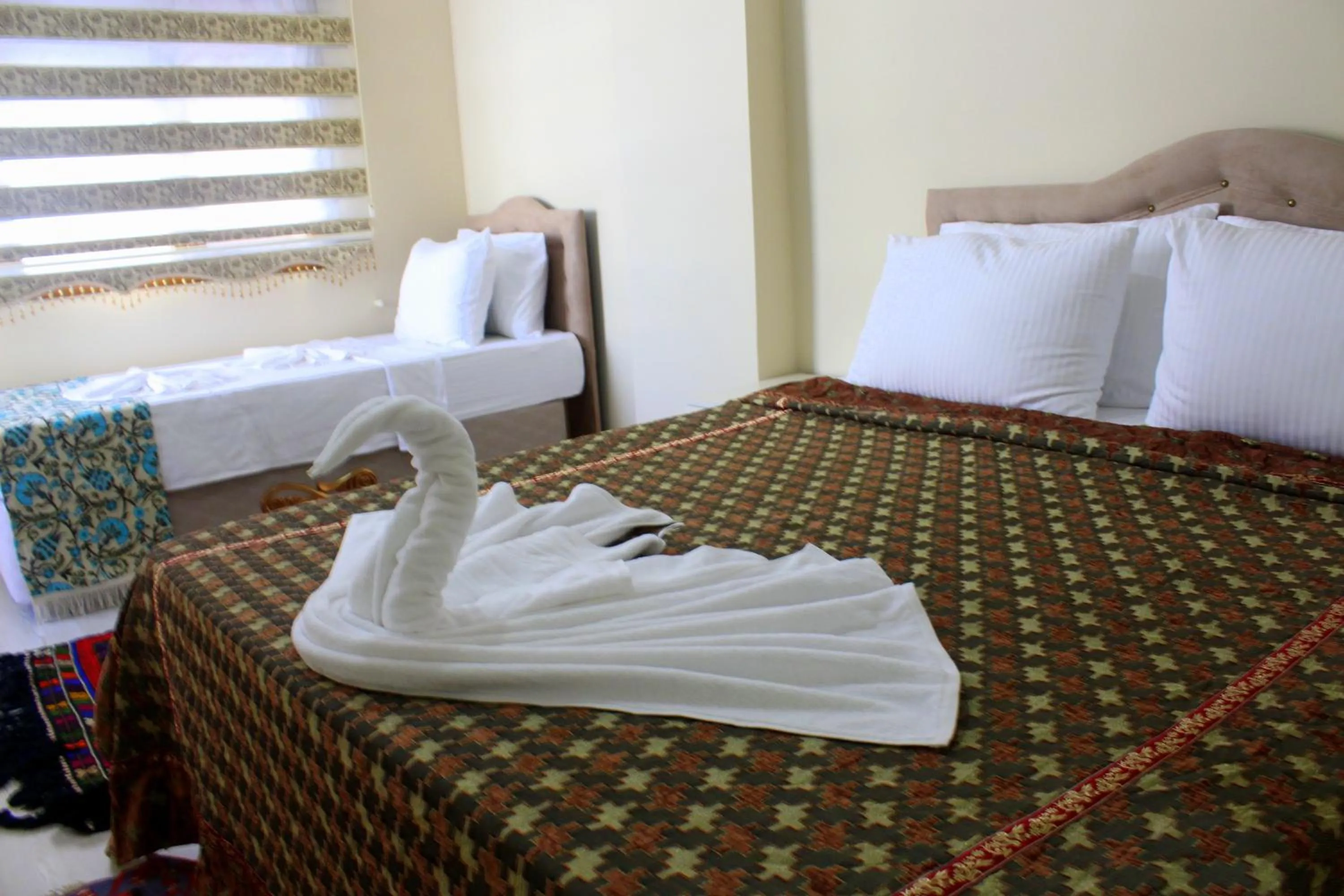 Property building in Ephesus Palace