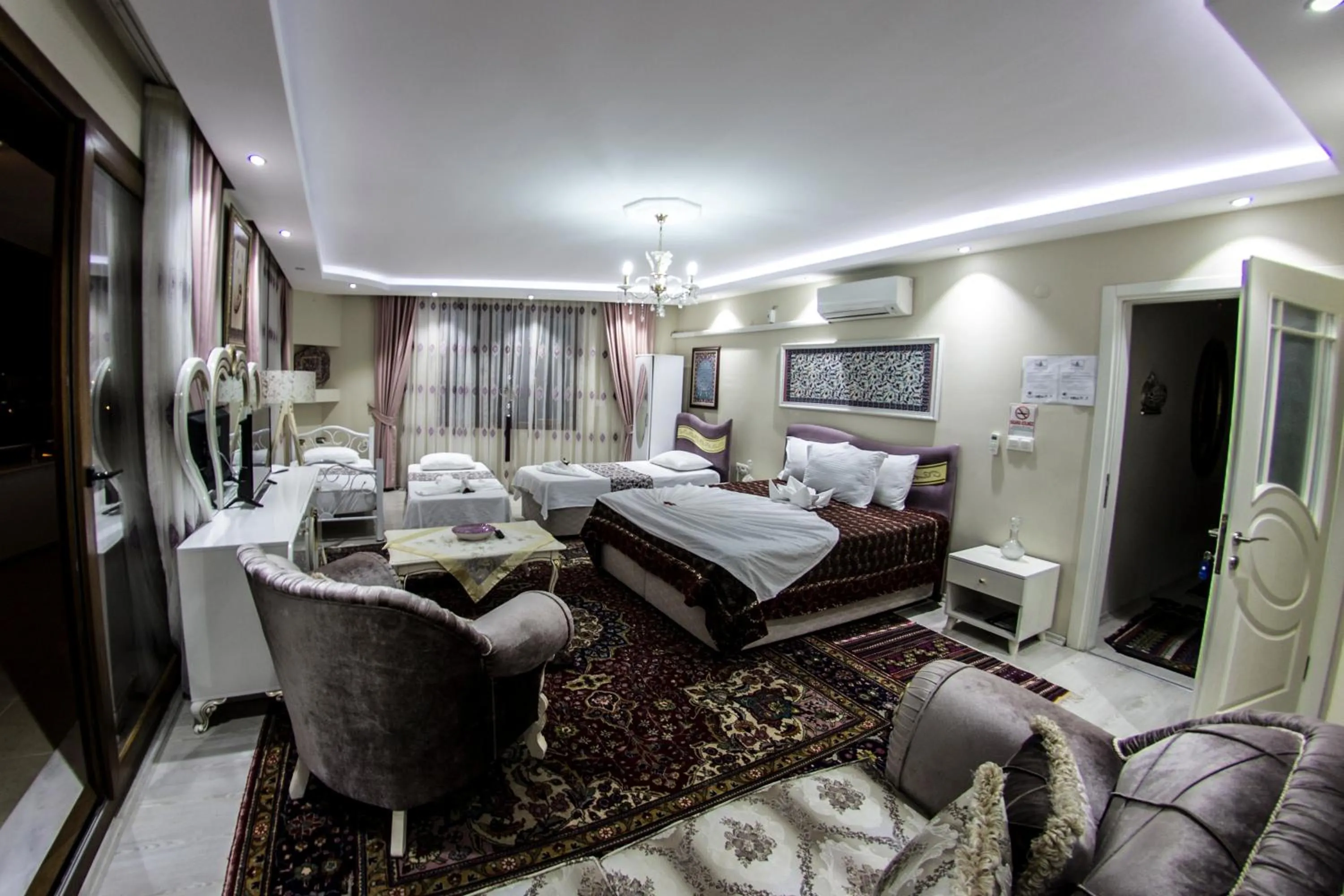 Coffee/tea facilities in Ephesus Palace