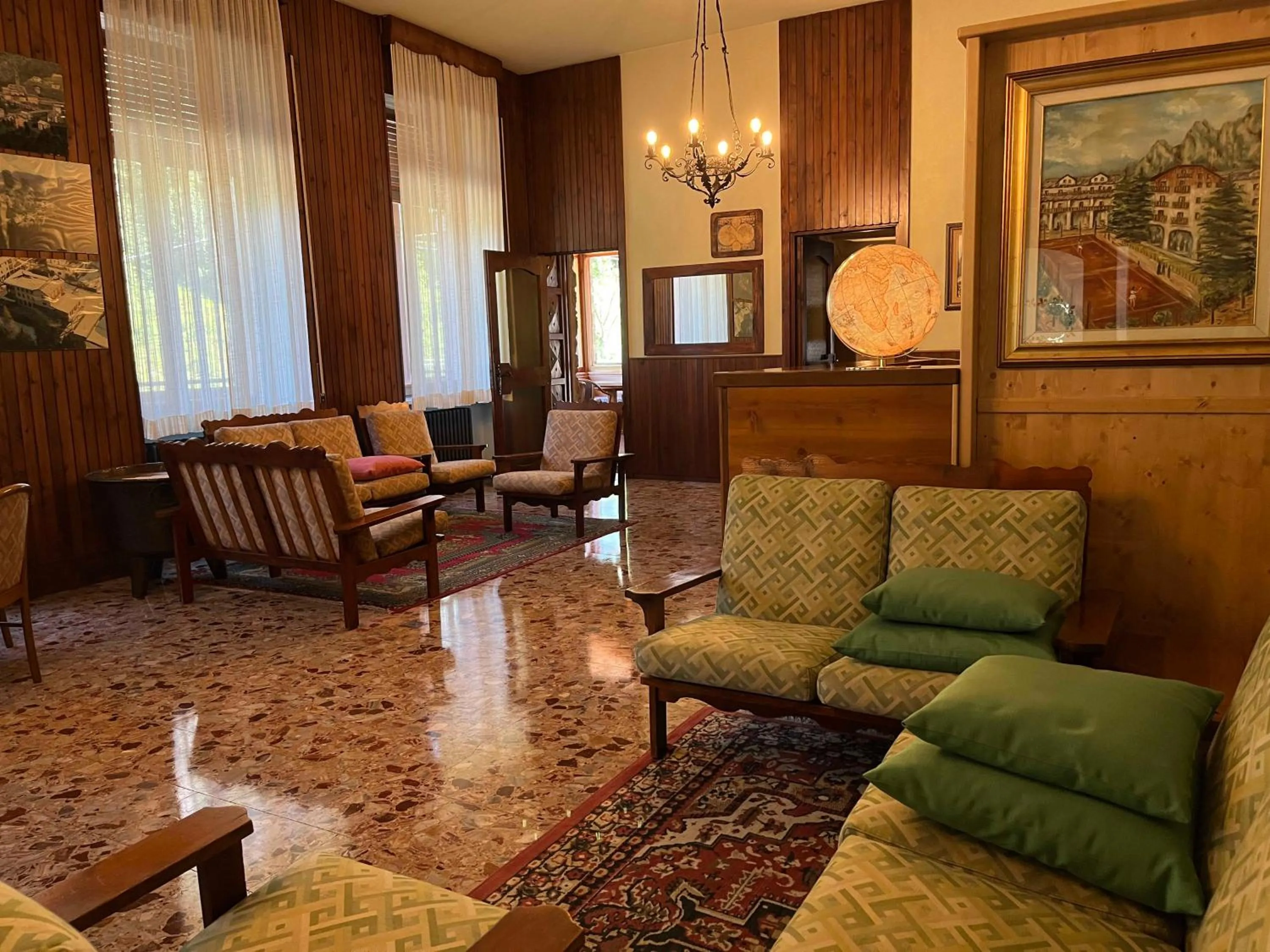 Living room in Albergo Piazzatorre