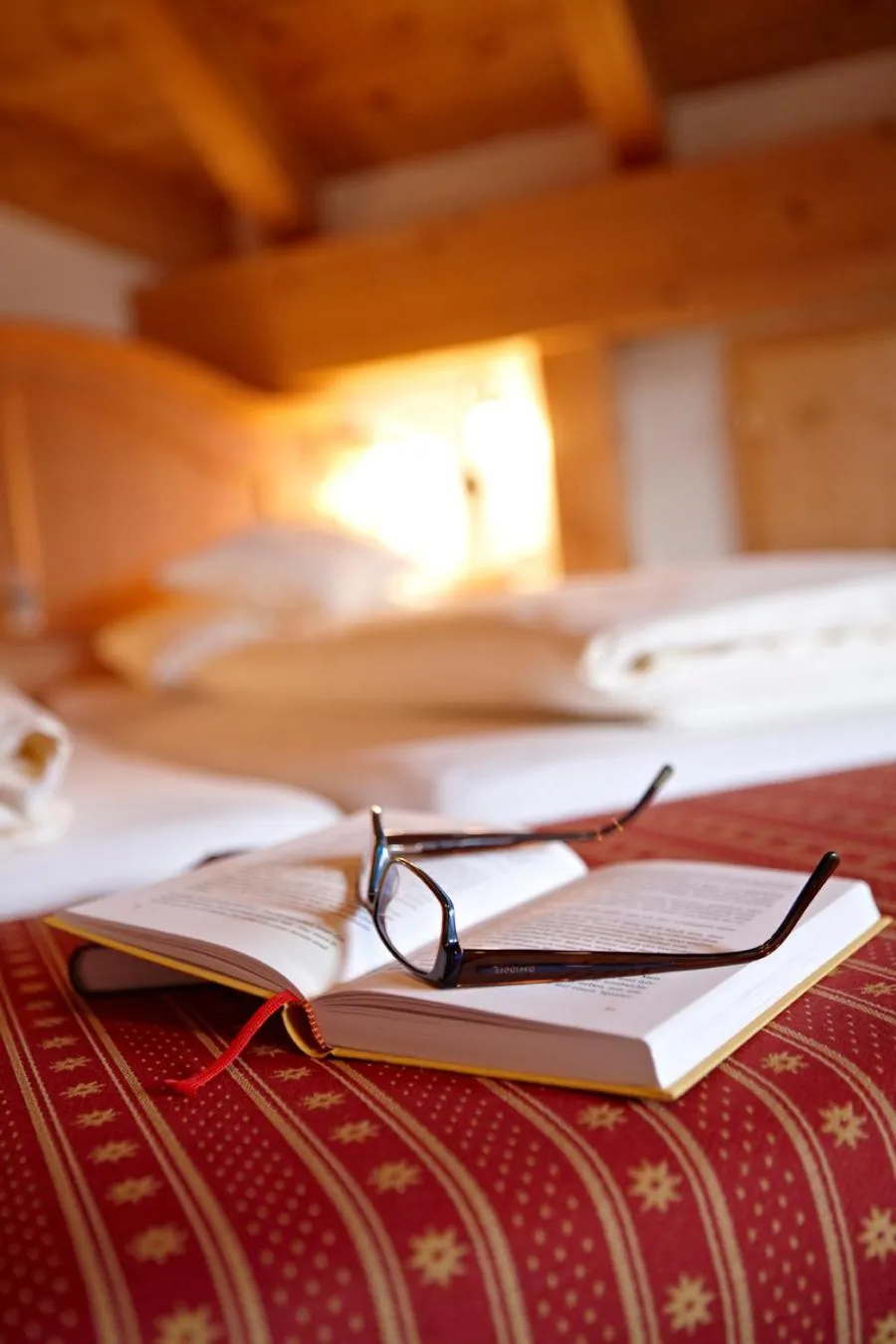 Decorative detail, Bed in Hotel Schatten
