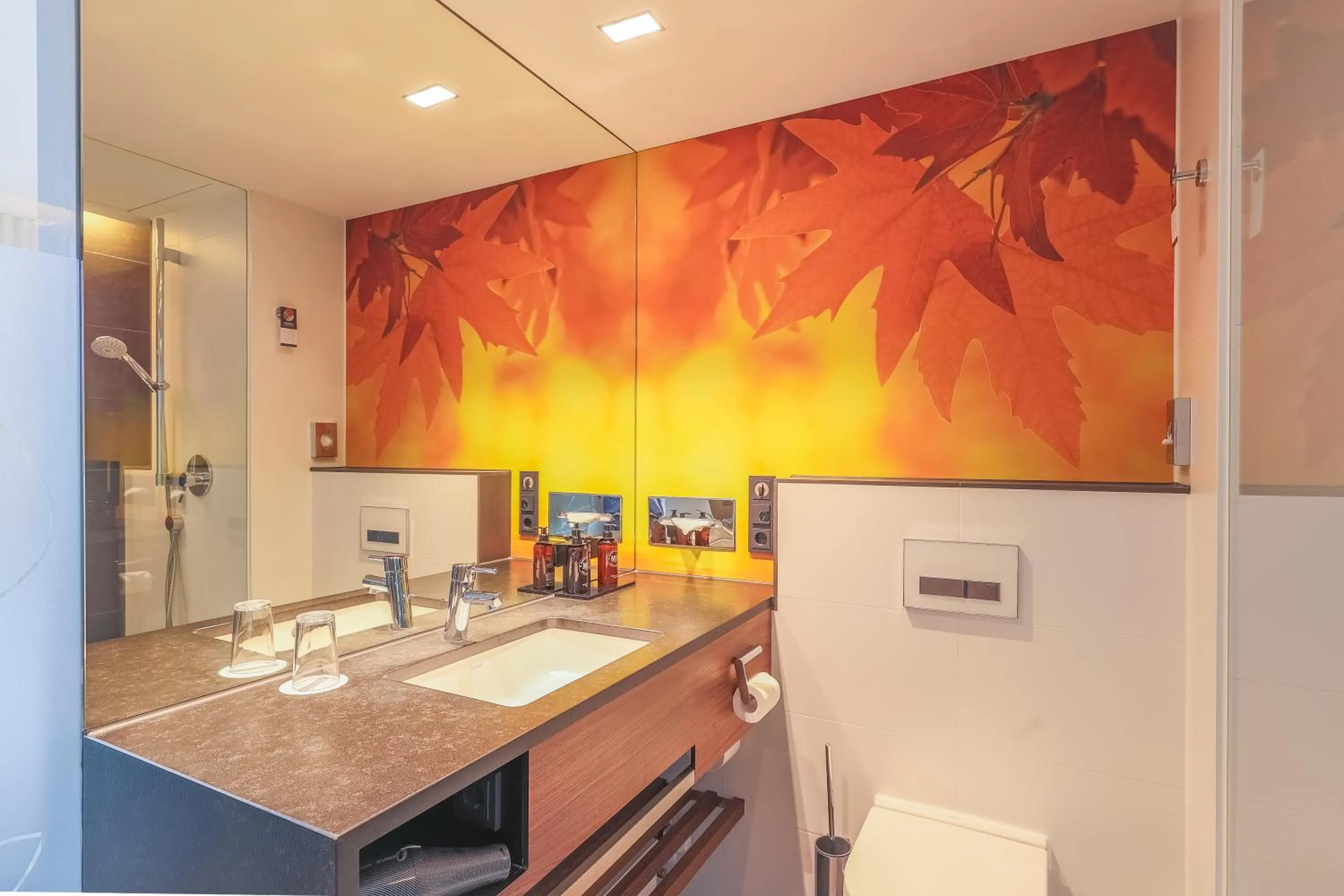 Bathroom in LAGO hotel & restaurant am see