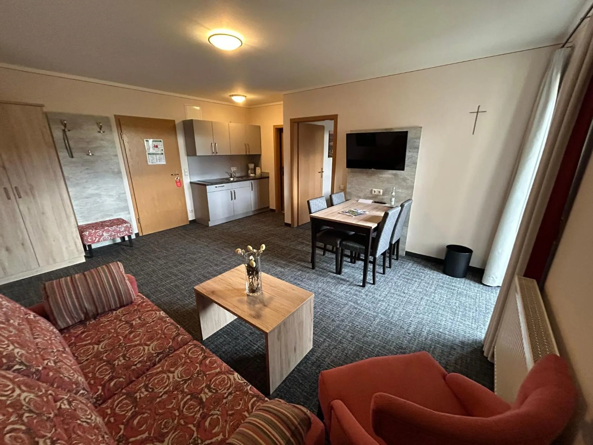 Kitchen or kitchenette in Panorama-Hotel am See