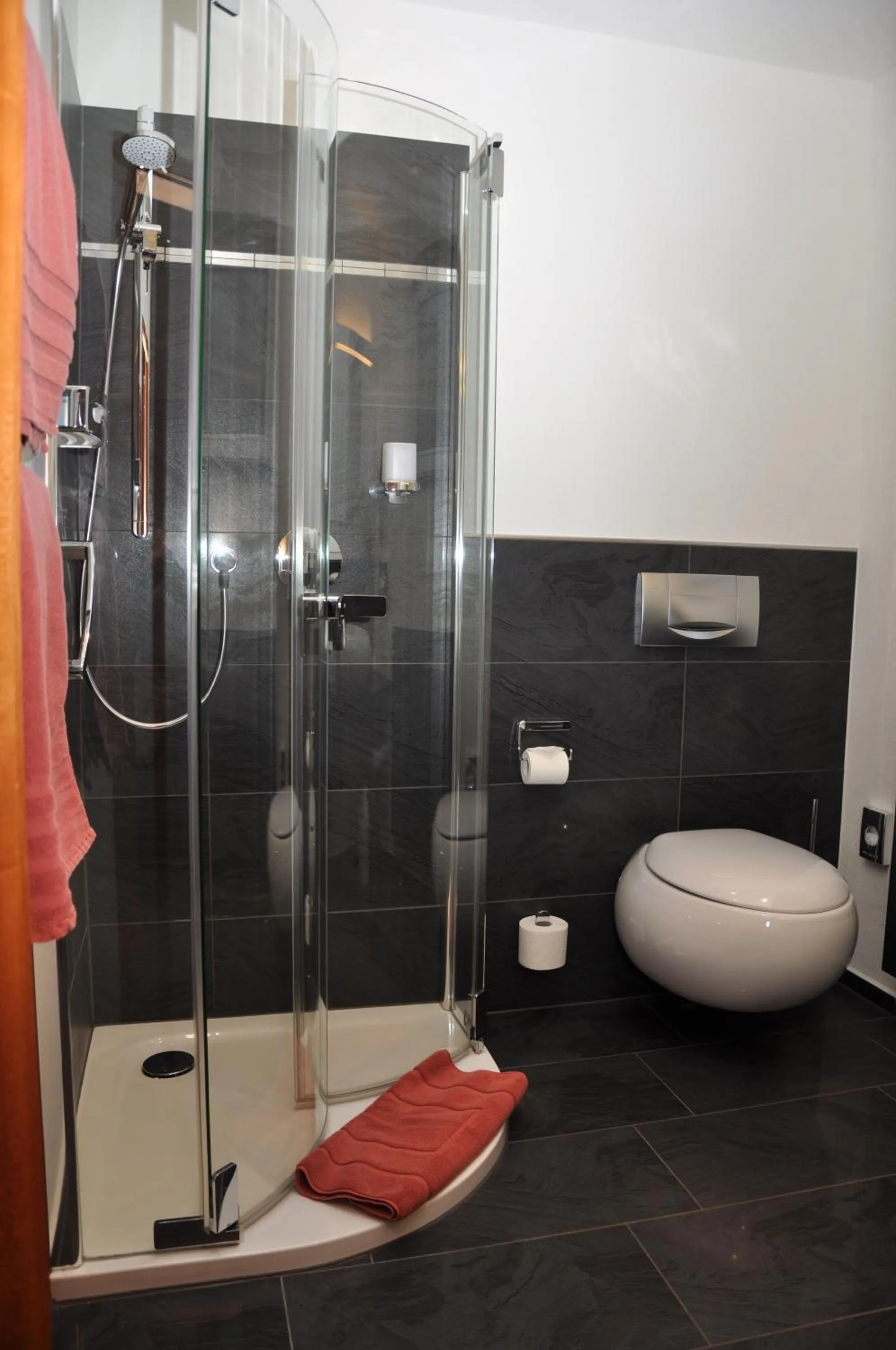 Bathroom in AltstadtHotel an der Werra