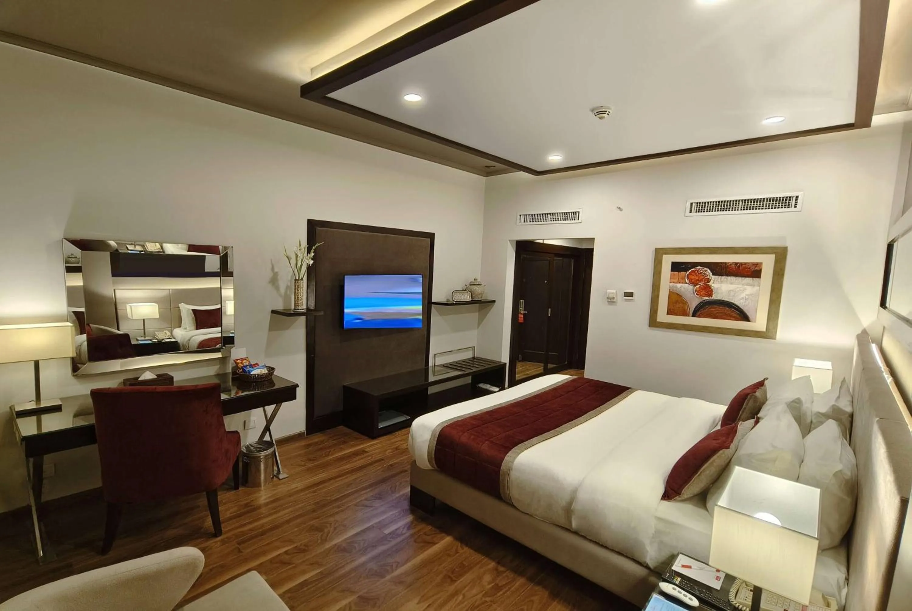 Photo of the whole room, Bed in Ramada by Wyndham Multan